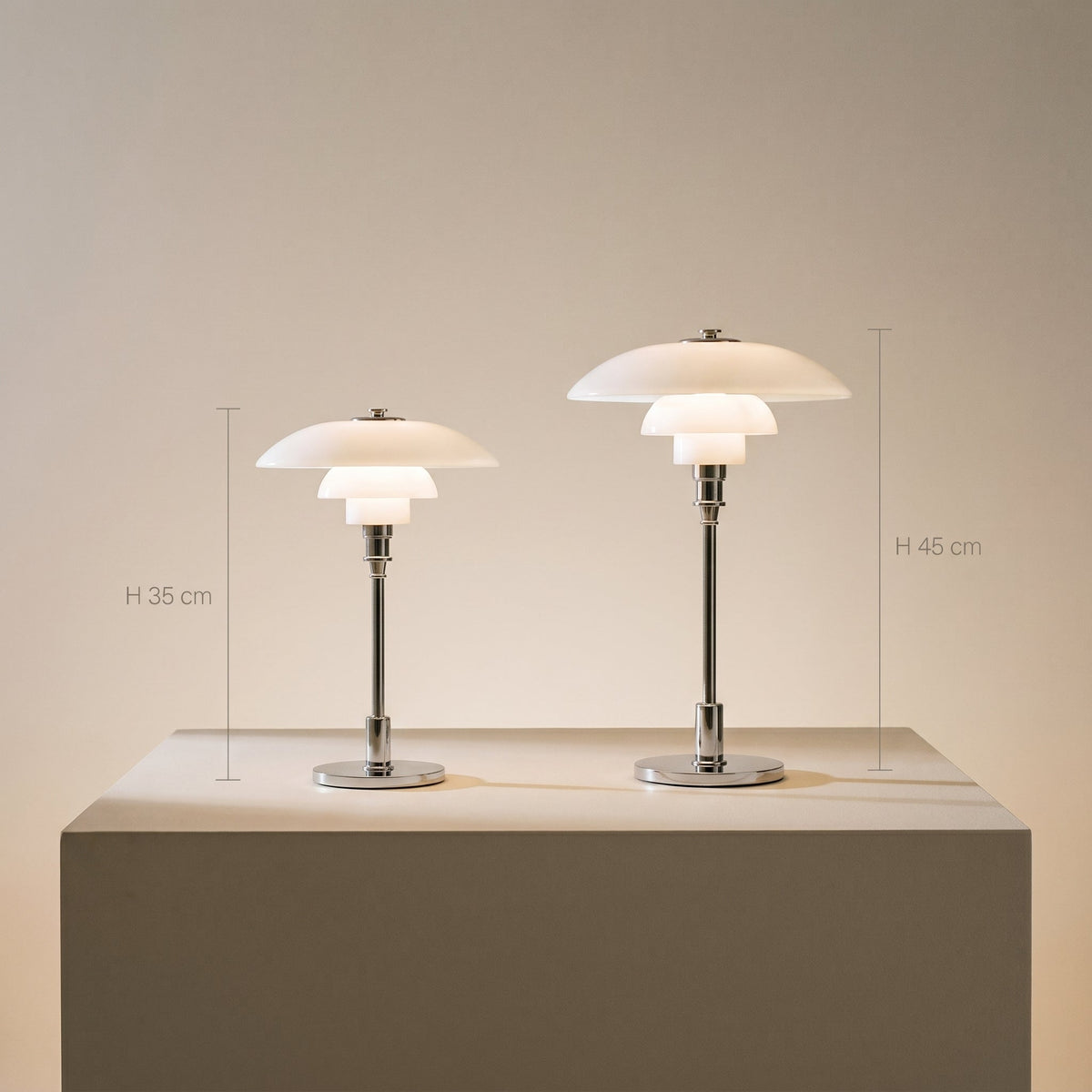 Lampe de table avec trois abat-jour en verre, dimmable, E27 LED, lampe de lecture et de chevet pour chambre, style scandinave | Sansoti