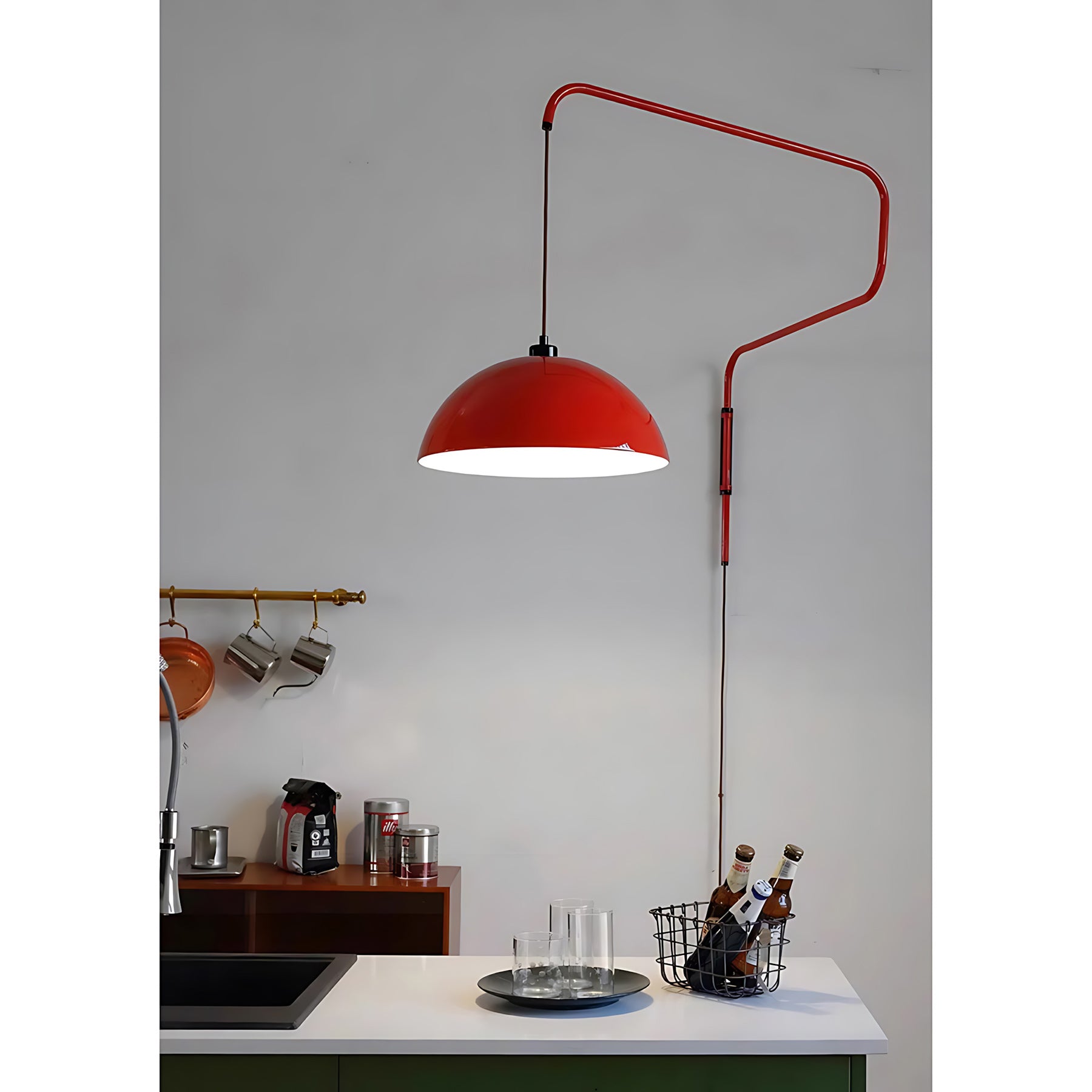 Geometrische Wandlamp Plug-In met Dimfunctie – Rood & Zwart Metalen Design – 3 Maten S/M/L | Sansoti