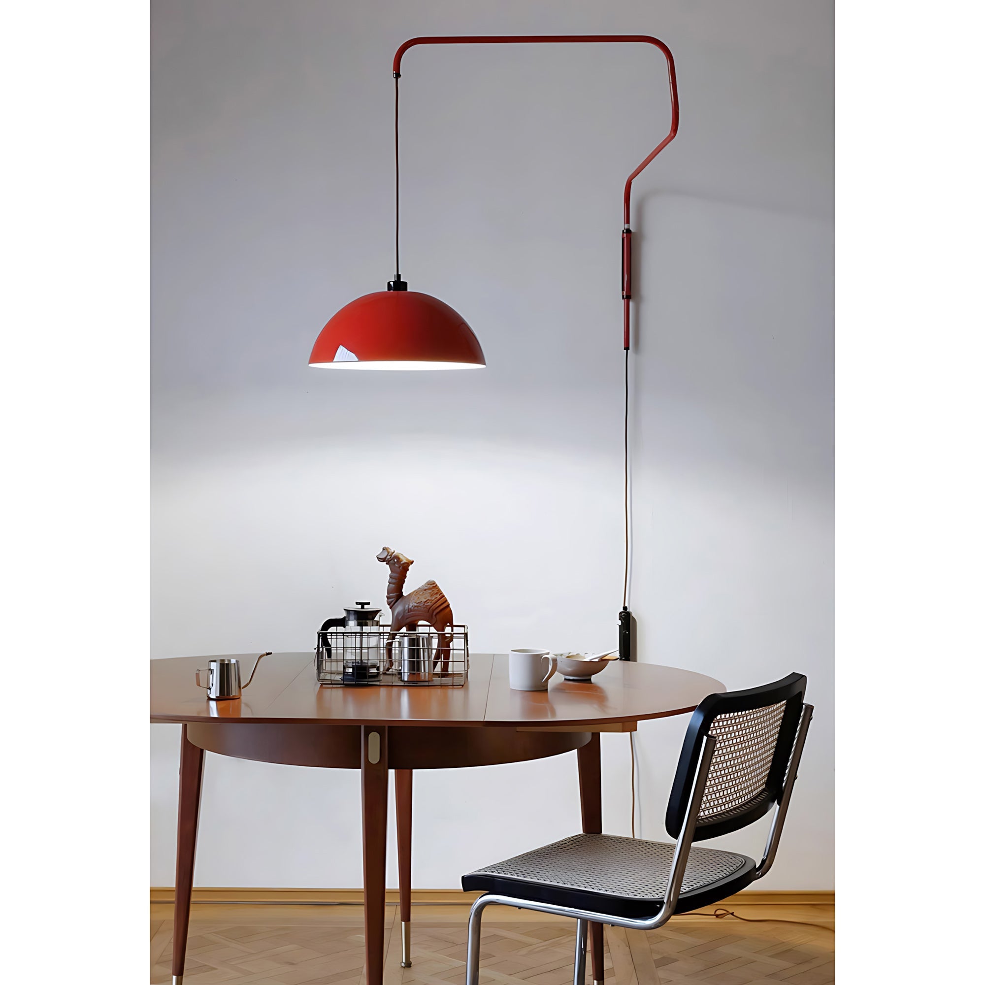 Geometrische Wandlamp Plug-In met Dimfunctie – Rood & Zwart Metalen Design – 3 Maten S/M/L | Sansoti