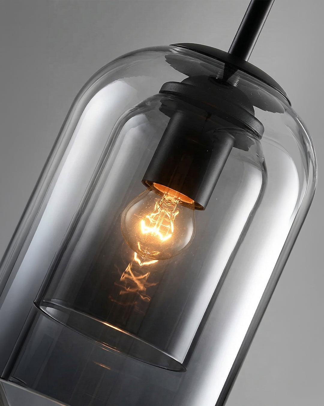 Glazen Hanglamp Ginza met Gebogen Vorm en Zachte Sfeerverlichting Warm Wit – E27 Fitting Inclusief Dimbare Compatibiliteit | Sansoti
