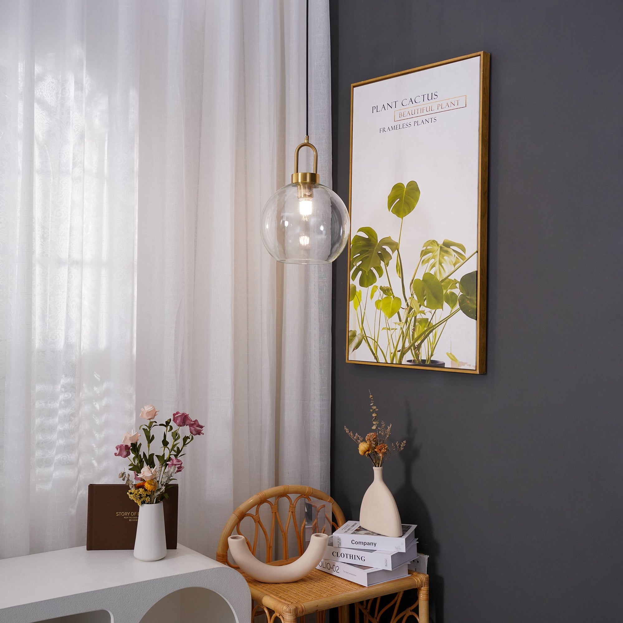 Glazen Hanglamp met Koperen Afwerking – Capsule & Sphere Vormen | Sansoti