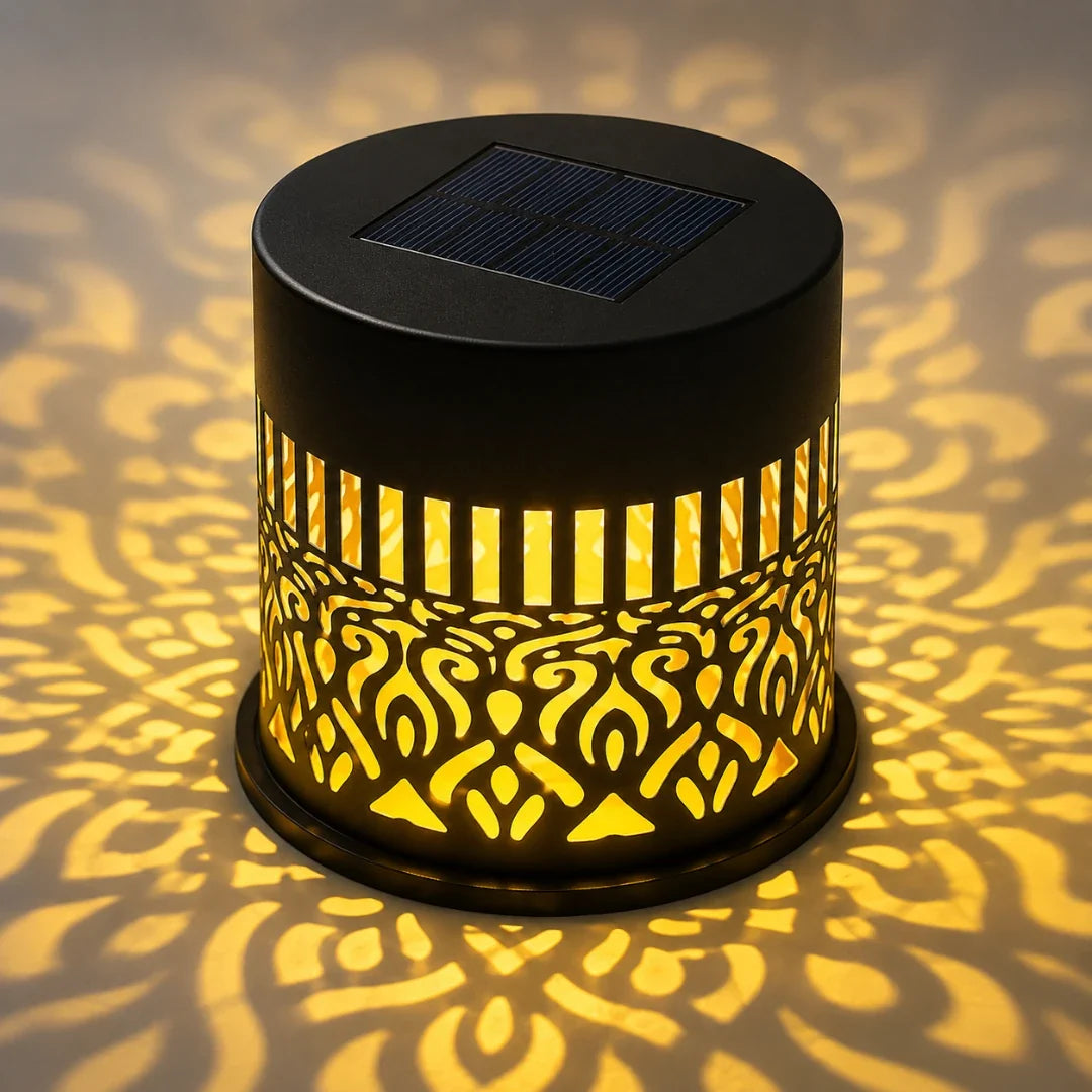 Decorative Outdoor Wall Light with Pattern Projection, Solar-Powered, Waterproof IP65, Iron, for Garden and Patio | Sansoti