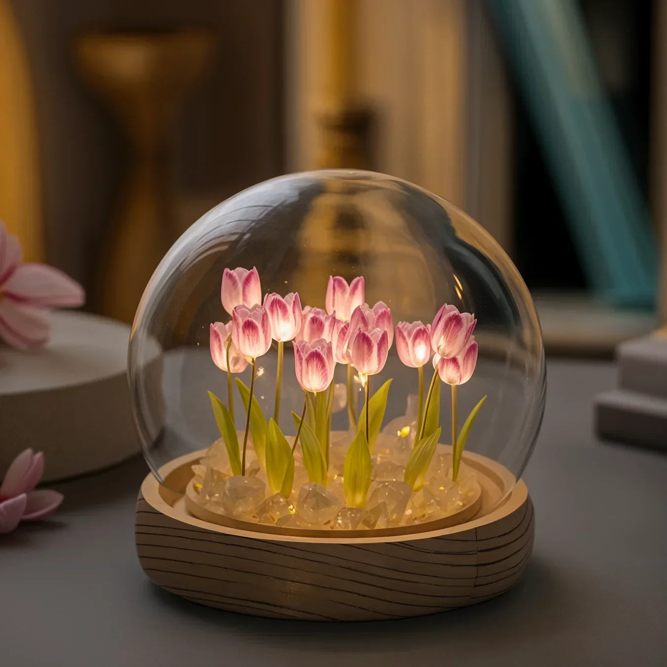 LED Tafellamp met Tulpen onder Glazen Stolp – Dimbaar Warm Wit Nachtlampje voor Slaapkamer en Woonkamer | Sansoti