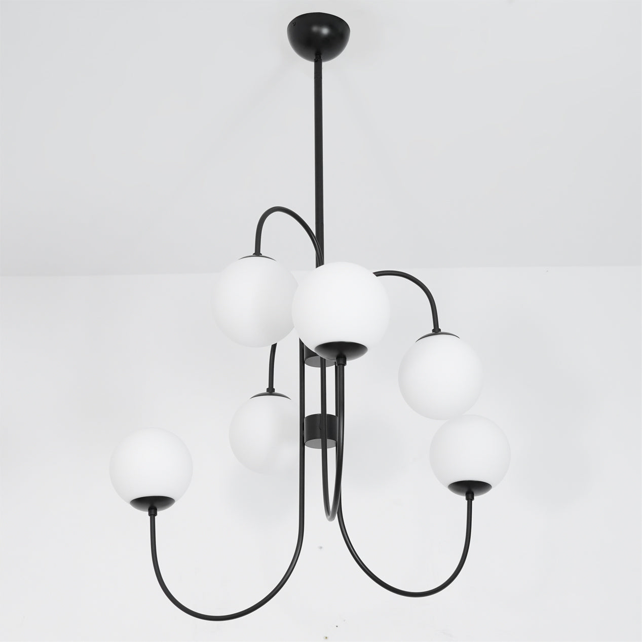 Zwanenhals Kroonluchter Ø76 cm – 8-Lichts Hanglamp met Glazen Bollen Goud/Zwart | Sansoti