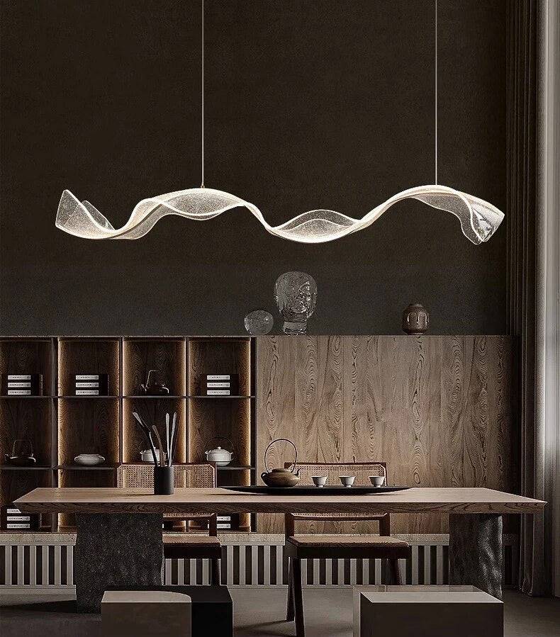 Suspension LED sculpturale avec structure acrylique artisanale et éclairage dimmable | Restfield
