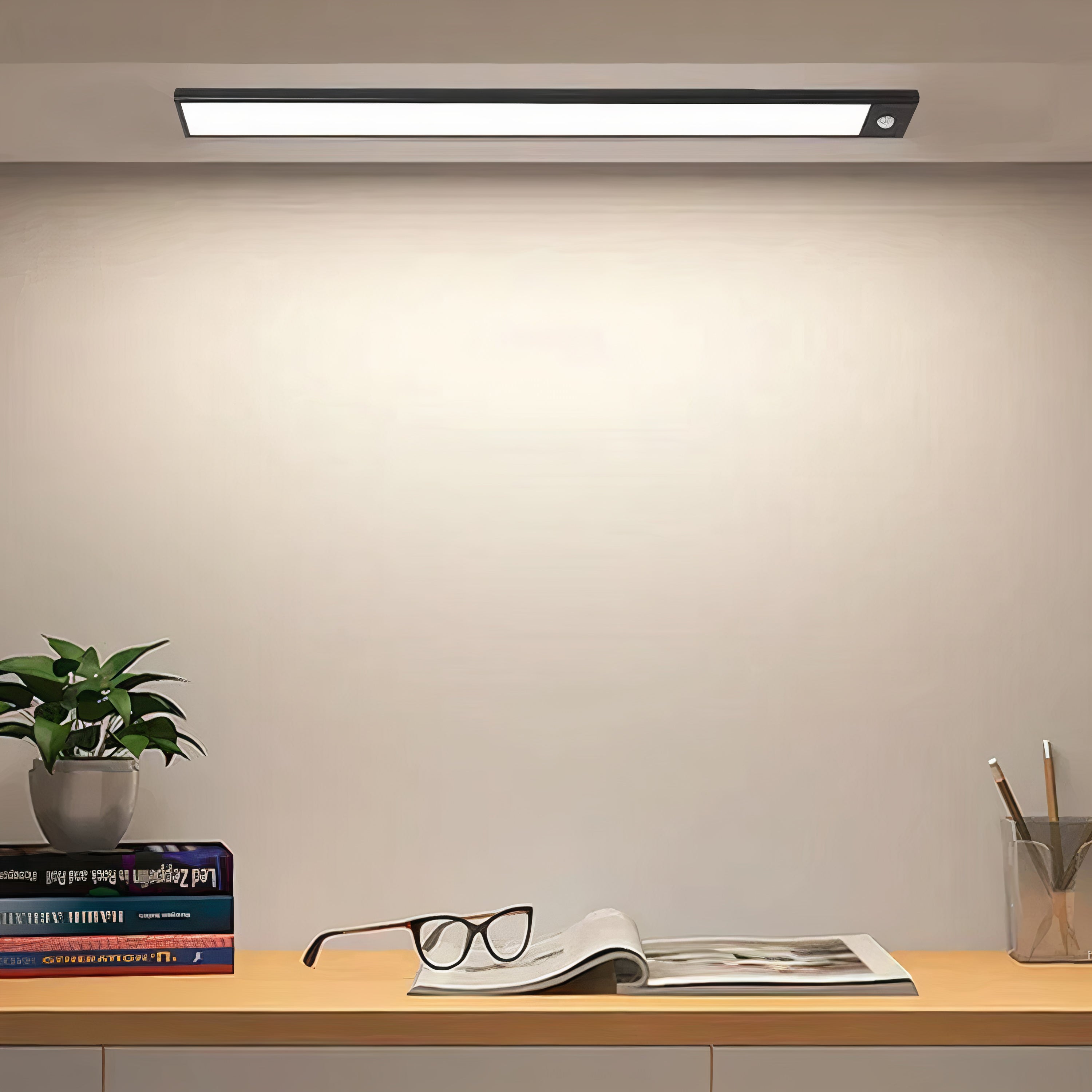 Oplaadbare LED Sensor Kastverlichting 20cm Dimbaar Bewegingssensor Nachtlamp Kast Zwart Zilver Draadloos | Sansoti