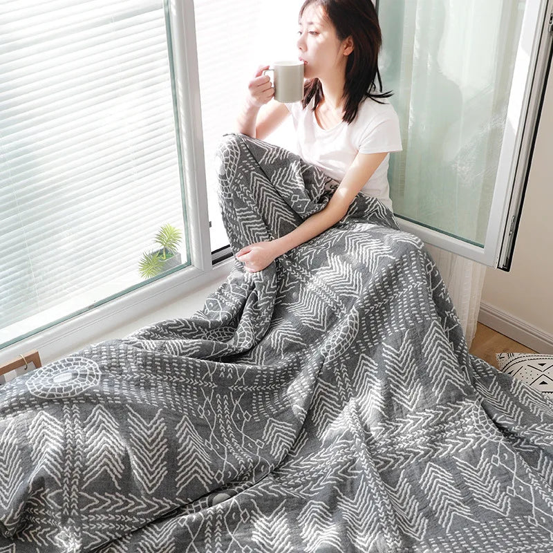 Cotton Throw with Check Pattern – Soft Blanket for Sofa and Bed – 150×200 or 200×230 cm – Versatile Home Decor | Sansoti