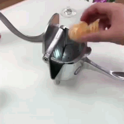 Manual Citrus Juicer with Ergonomic Grip – Freshly Squeezed Juice for Citrus Fruits | Sansoti