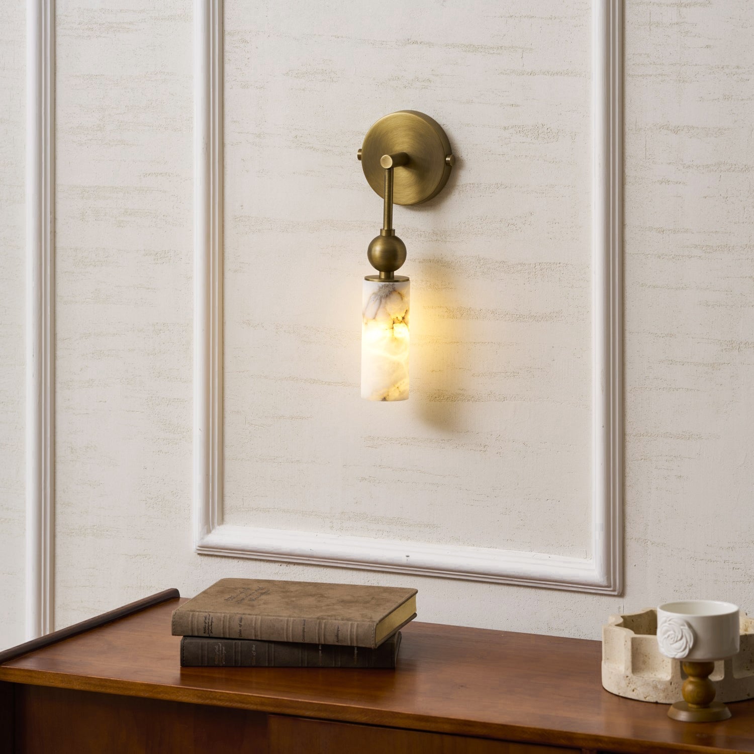 Vintage Wandleuchte mit Vogel aus Messing und Alabaster – Design-Wandlampe für Schlafzimmer, Flur und Wohnzimmer mit E14 Fassung | Restfield