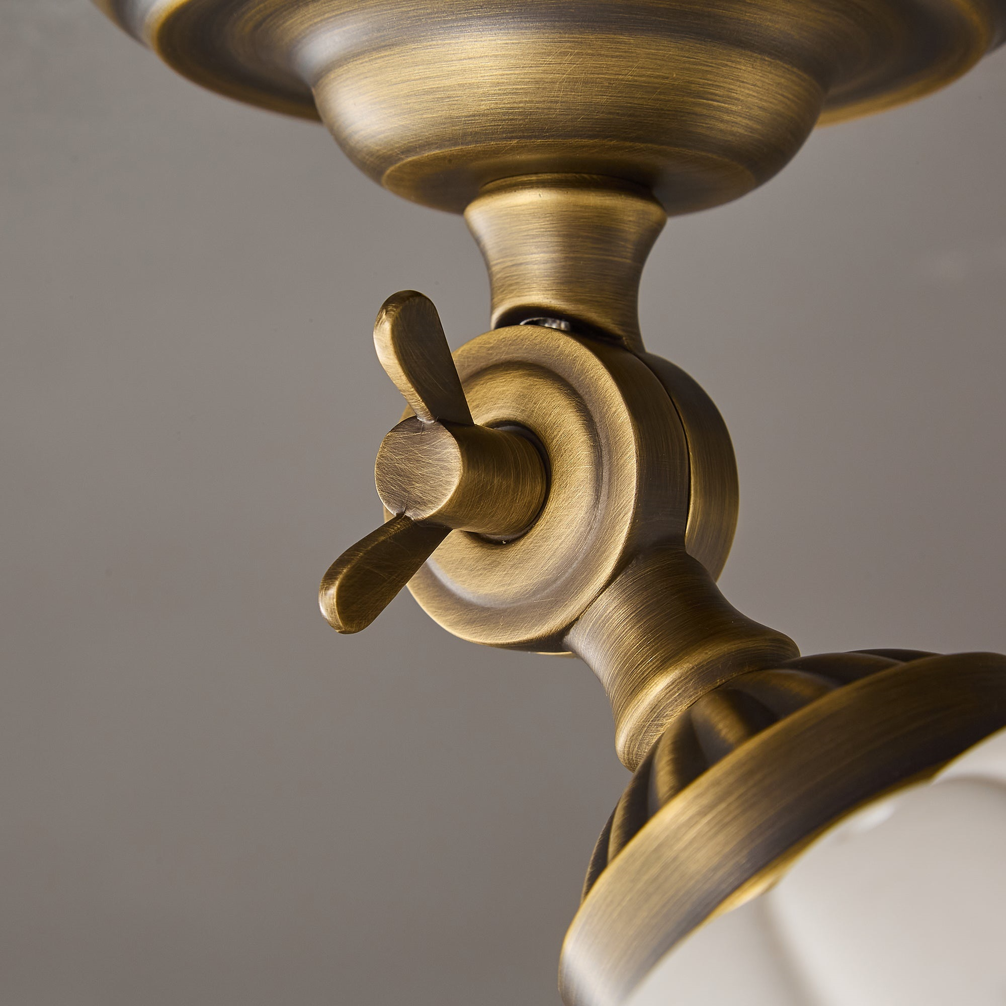 Haylea Plafondlamp Keramiek & Messing – Klassieke Entree Eetkamer Verlichting ø 22 cm | Sansoti