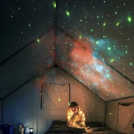 Astronaut star projector with snow effects, remote control, and timer for atmospheric bedroom lighting | Sansoti