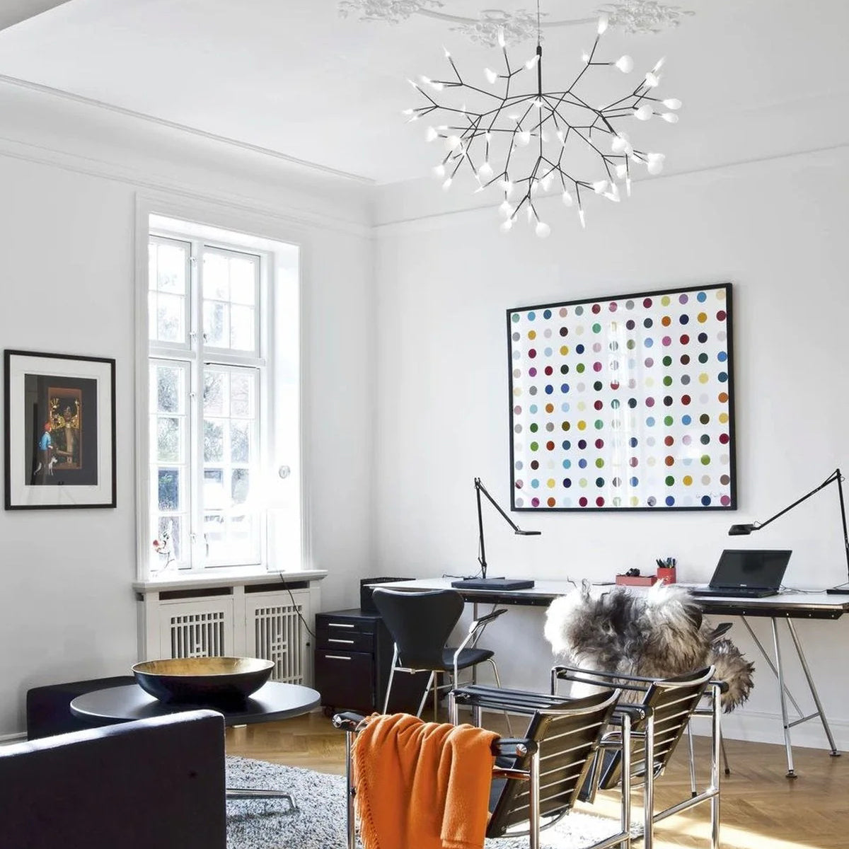 Lustre design Heracleum avec feuilles LED – suspension organique moderne avec 30 à 108 points lumineux en noir ou or rosé | Restfield