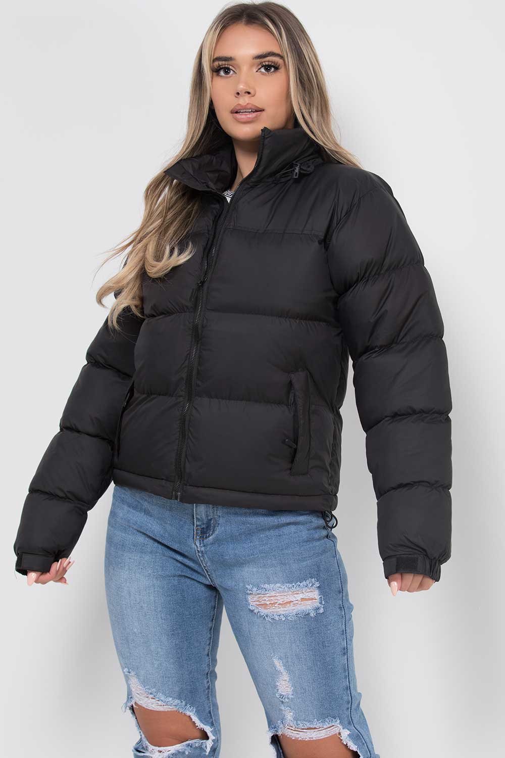 Quilted Women's Jacket with Hood and Zipper - Long Puffer Winter Jacket, Warm and Windproof for Women, Black | Sansoti