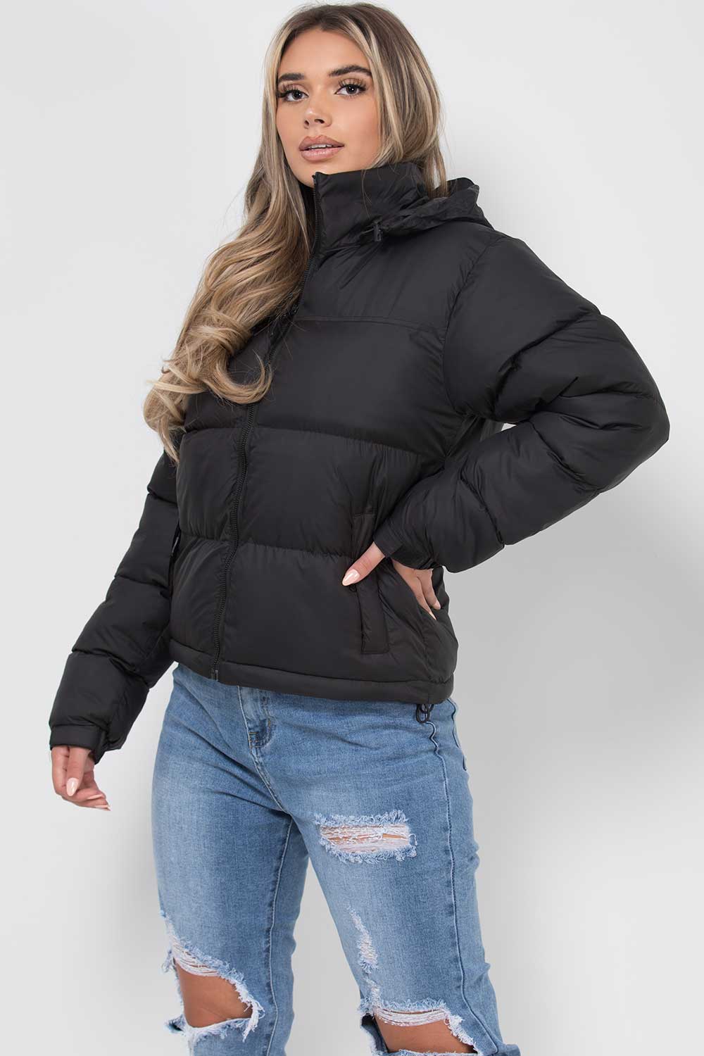 Quilted Women's Jacket with Hood and Zipper - Long Puffer Winter Jacket, Warm and Windproof for Women, Black | Sansoti