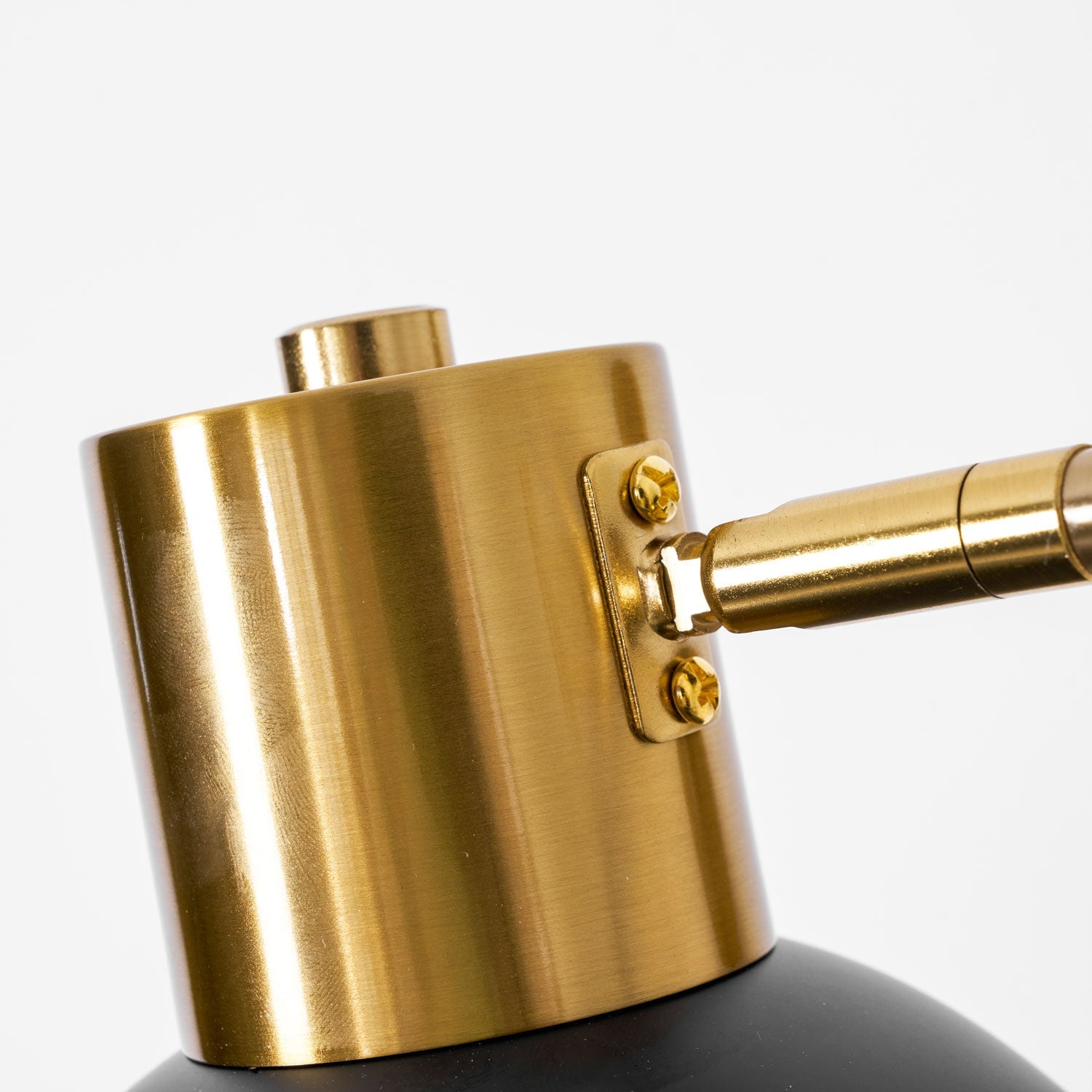 Verstelbare Wandlamp met Plug | Draaibare Arm en Zwenkkap | Perfect voor Slaapkamer en Leeshoek | Sansoti