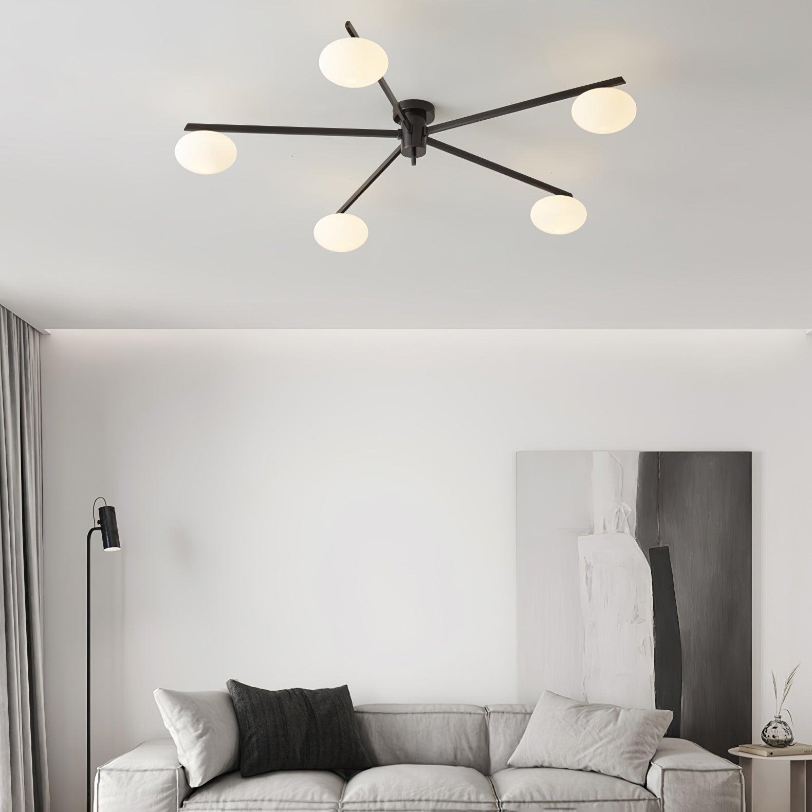 Plafondlamp met Ovale Glasbolletjes en Slanke Armen – Modern Laagprofieldesign voor Lage Plafonds in Zwart of Messing – G9 Fitting – 3-Kops, 5-Kops en 6-Kops Configuratie | Sansoti