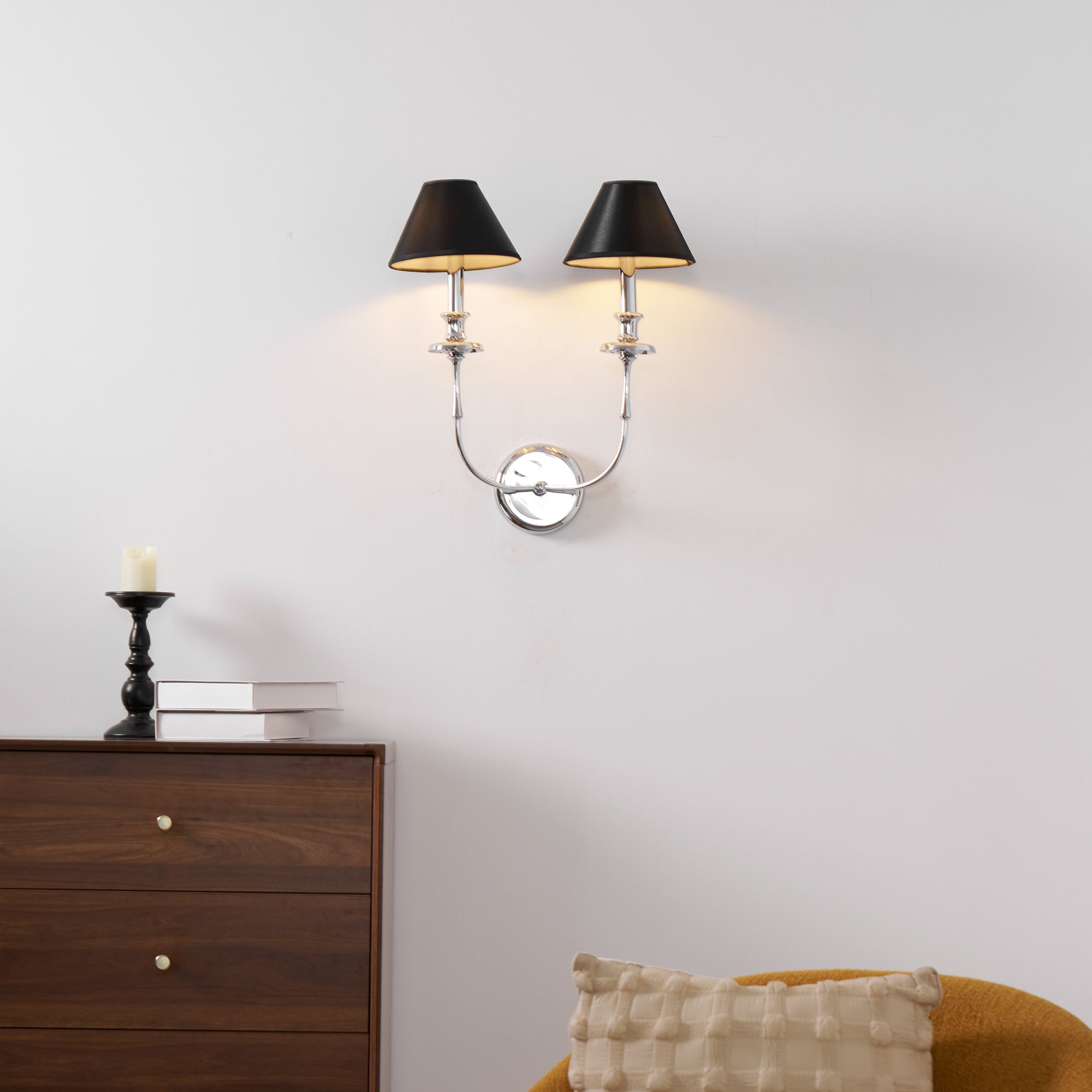 Applique Murale Moderne avec Abat-jour en Tissu Noir en Laiton, Nickel ou Noir – 1 ou 2 Points Lumineux Design | Restfield