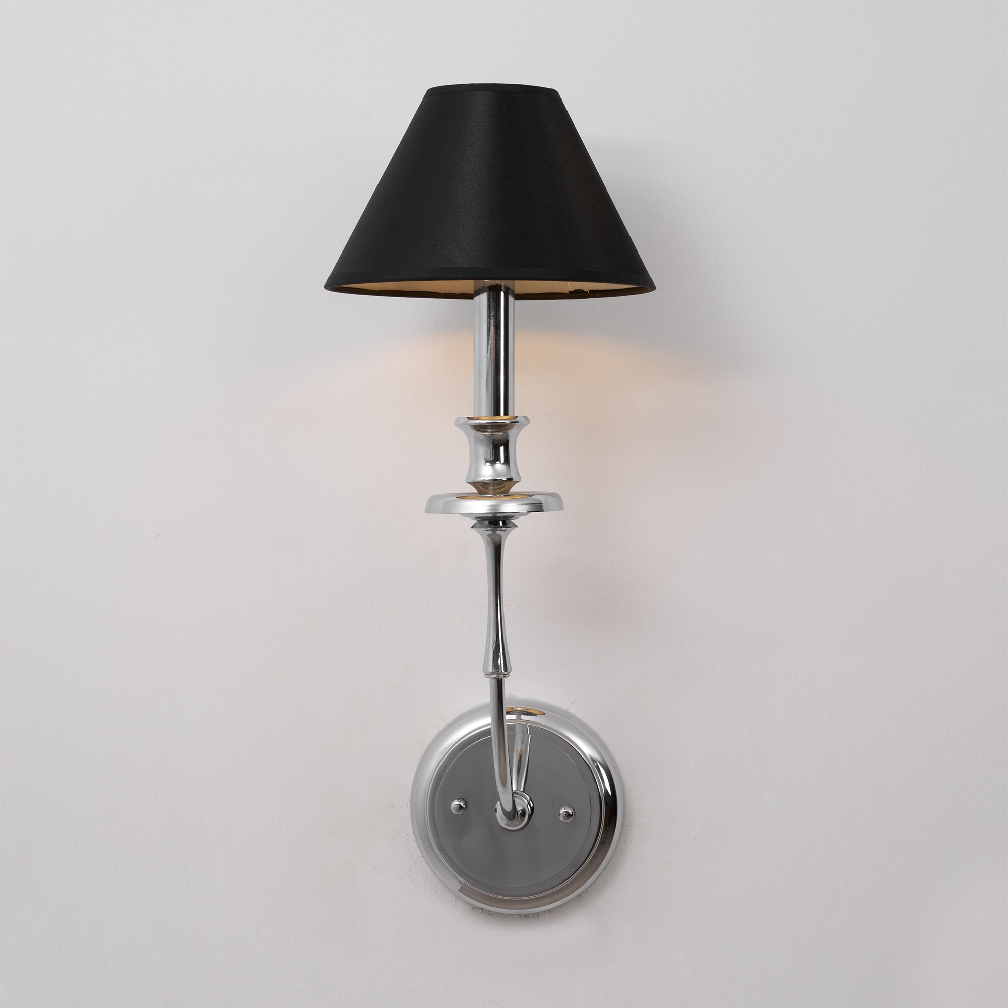 Applique Murale Moderne avec Abat-jour en Tissu Noir en Laiton, Nickel ou Noir – 1 ou 2 Points Lumineux Design | Restfield