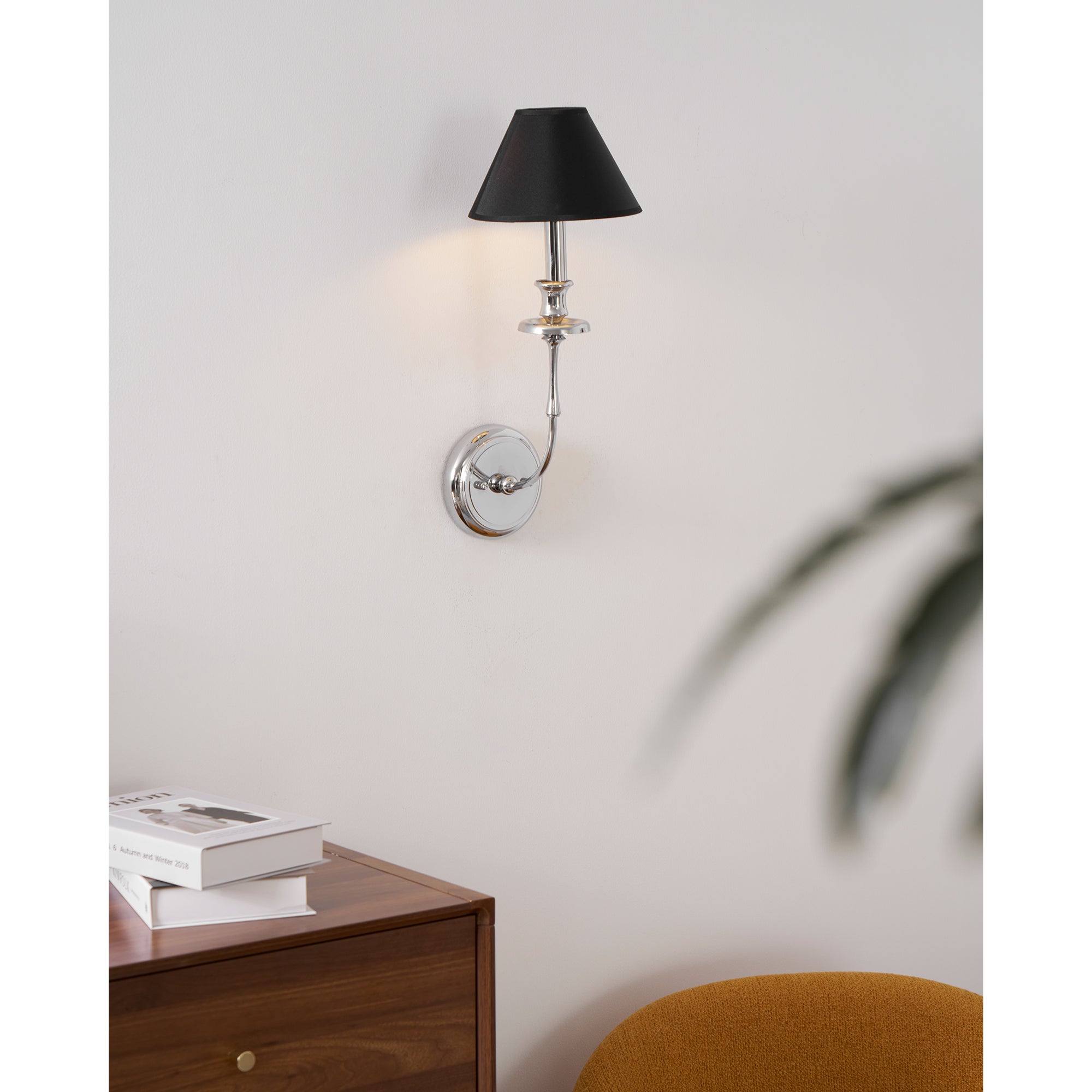 Applique Murale Moderne avec Abat-jour en Tissu Noir en Laiton, Nickel ou Noir – 1 ou 2 Points Lumineux Design | Restfield