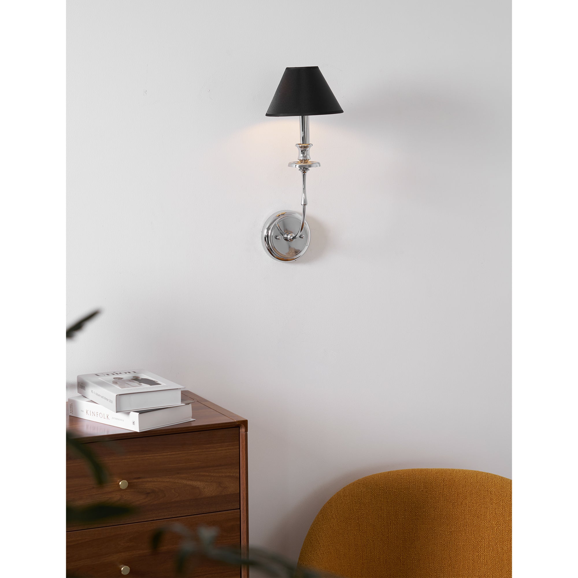 Applique Murale Moderne avec Abat-jour en Tissu Noir en Laiton, Nickel ou Noir – 1 ou 2 Points Lumineux Design | Restfield