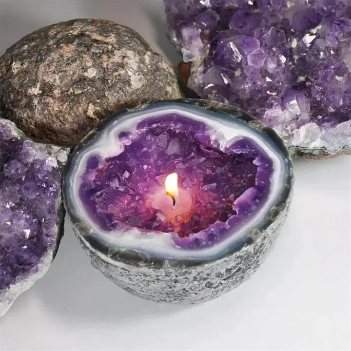 Decoratieve Geurkaars met Kristaleffect – Natuurwas in Geode-Houder voor Rust en Sfeer | Sansoti