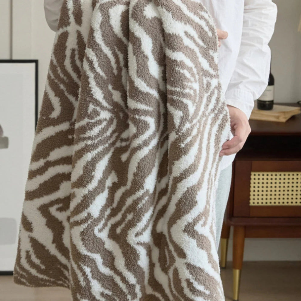 Knitted Throw with Zebra Pattern 120x150 cm Microfiber Black-White Living Room Sofa Blanket Atmospheric Sofa Throw | Sansoti