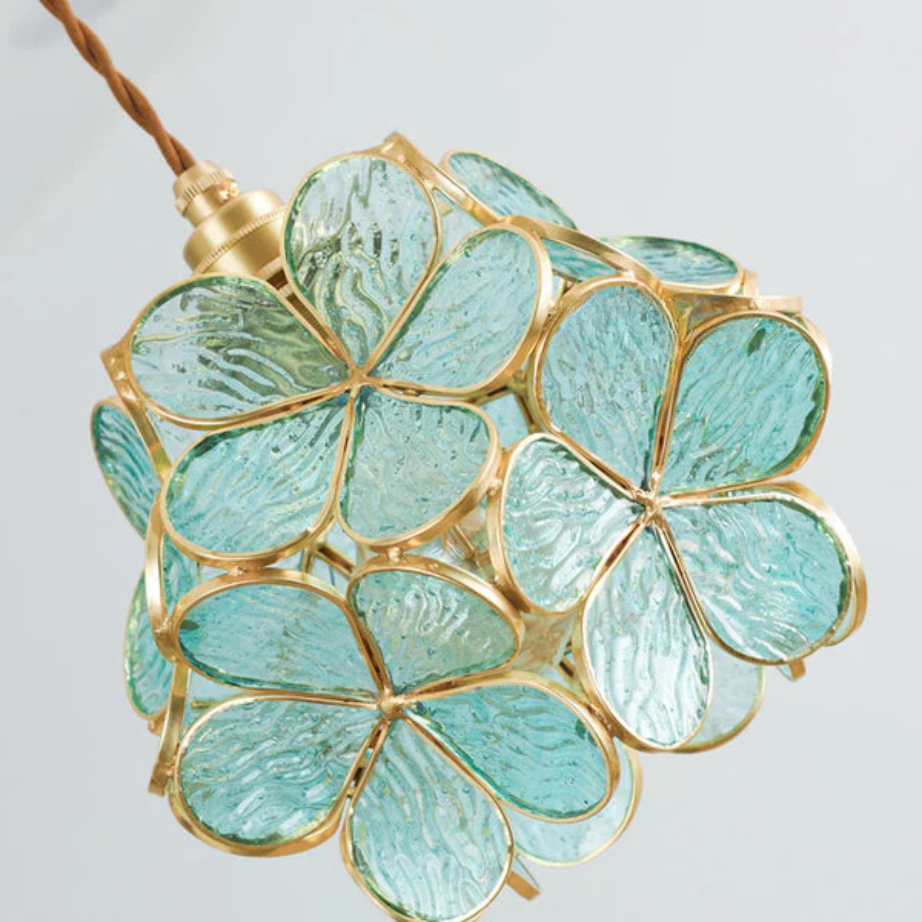 Suspension Floyem Flower verre laiton or E27 table à manger chambre vintage design suspension forme fleur | Restfield