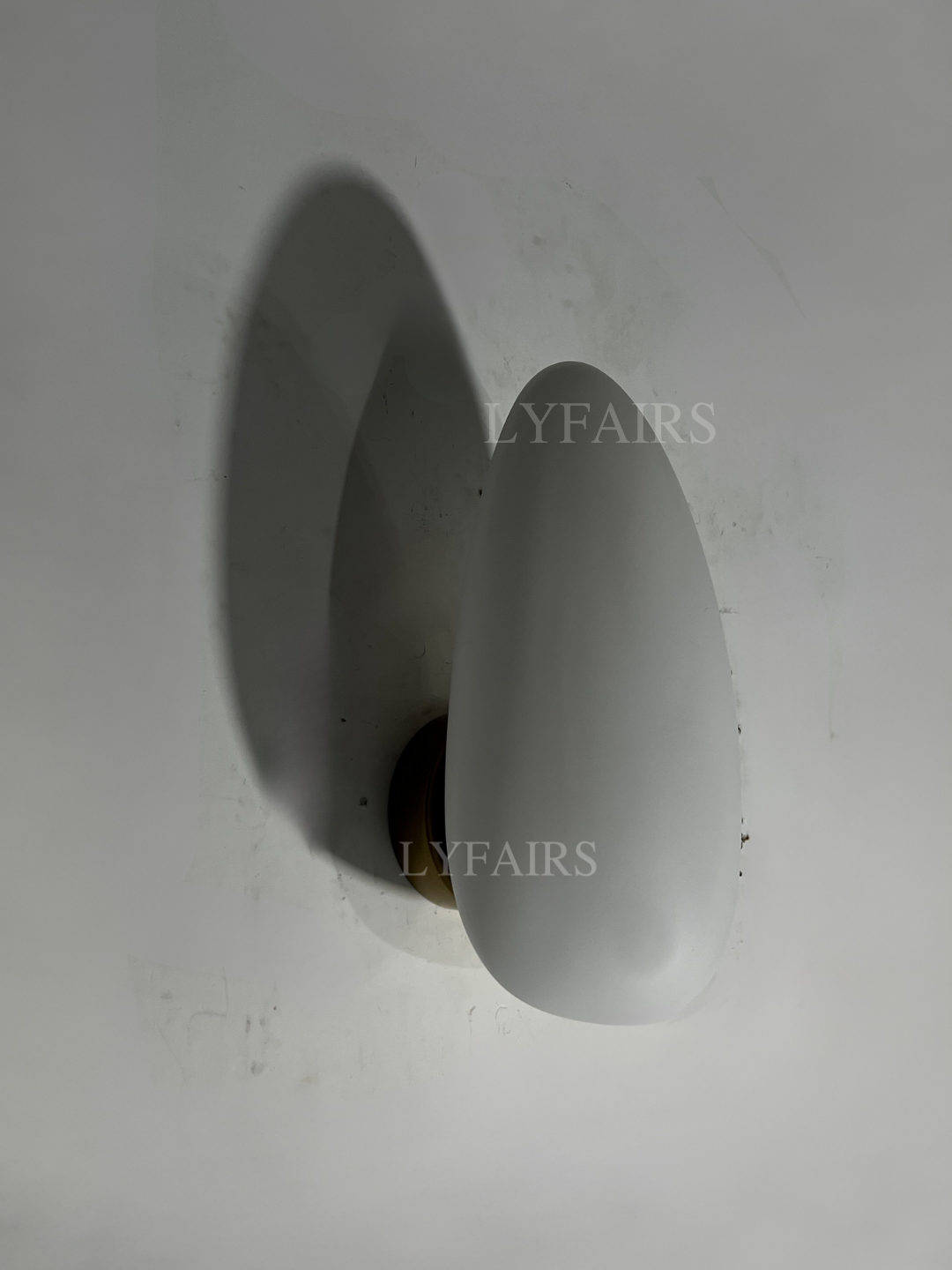 Moderne Glazen Wandlamp met Sfeervolle Ovale Kap – Stijlvolle Minimalistische Verlichting voor Hal Slaapkamer Woonkamer | Sansoti