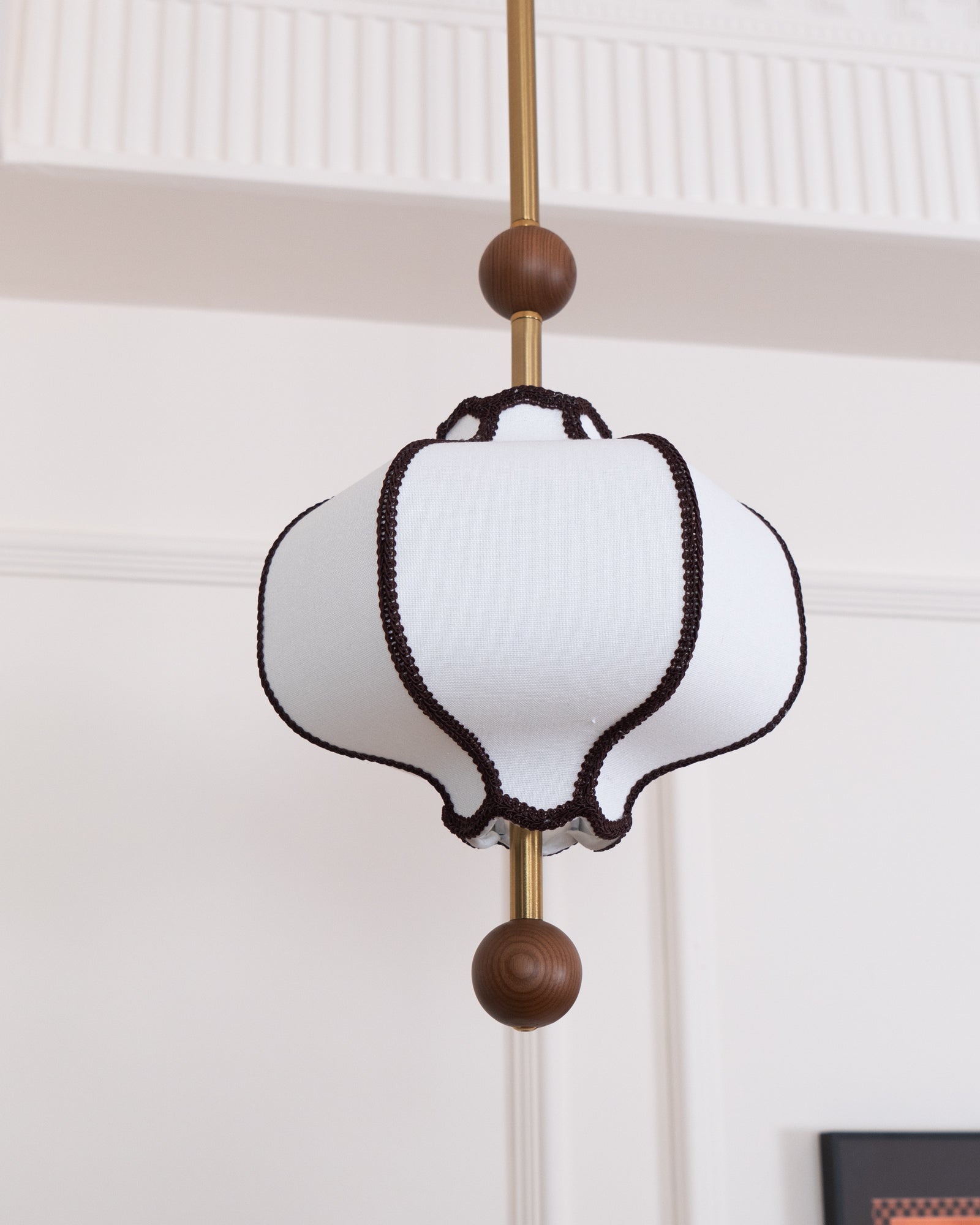 Stoffen Hanglamp met Lantaarnvorm – Walnoot of Goud Frame – 25 tot 50 cm – Scandinavisch Design Plafondlamp | Sansoti