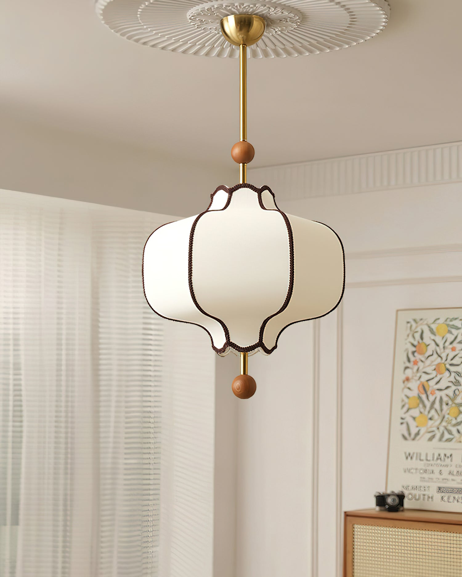 Stoffen Hanglamp met Lantaarnvorm – Walnoot of Goud Frame – 25 tot 50 cm – Scandinavisch Design Plafondlamp | Sansoti