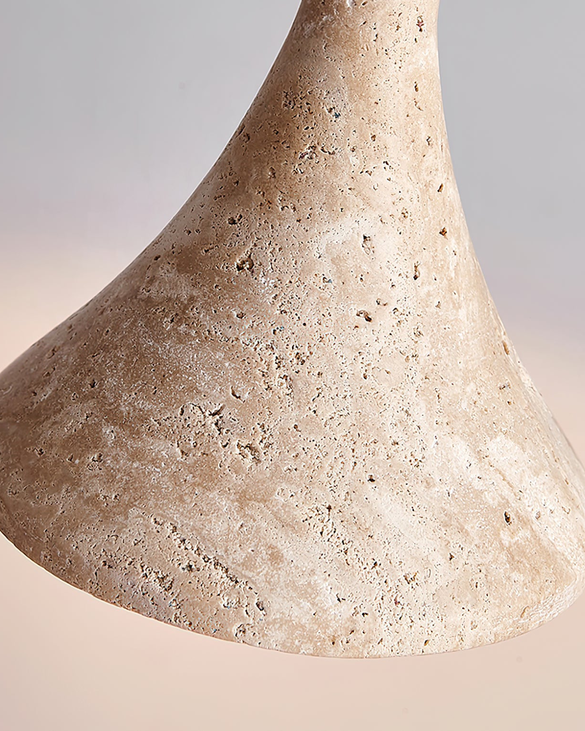 Travertijn Hanglamp met Walnoot Hout – Natuursteen Eetkamerlamp Warm Licht Scandinavisch Interieur | Sansoti