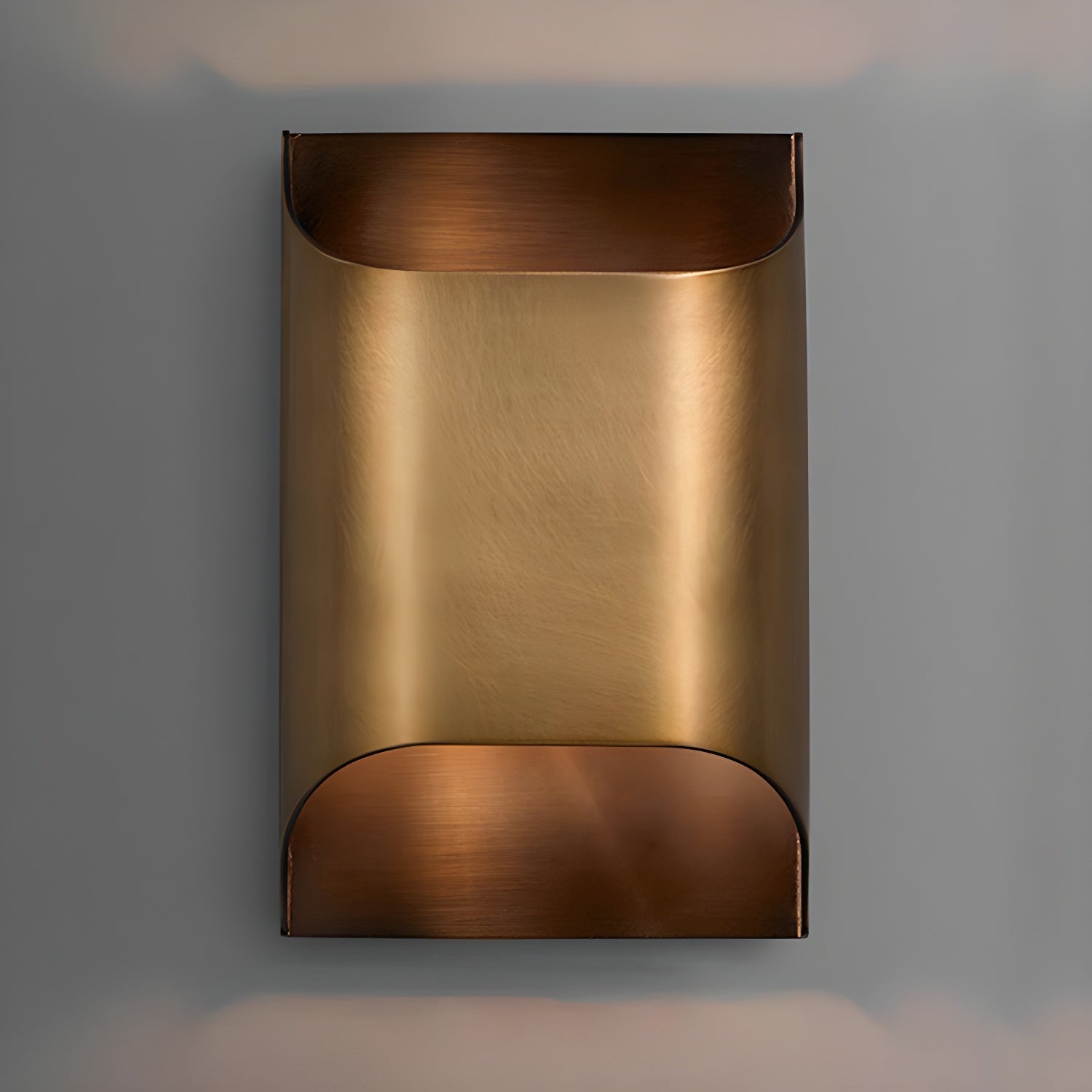 Messing Wandlamp Bolvorm met E14/G9 Fitting – Handgemaakte Retro Wandverlichting met Olielak Afwerking | Sansoti