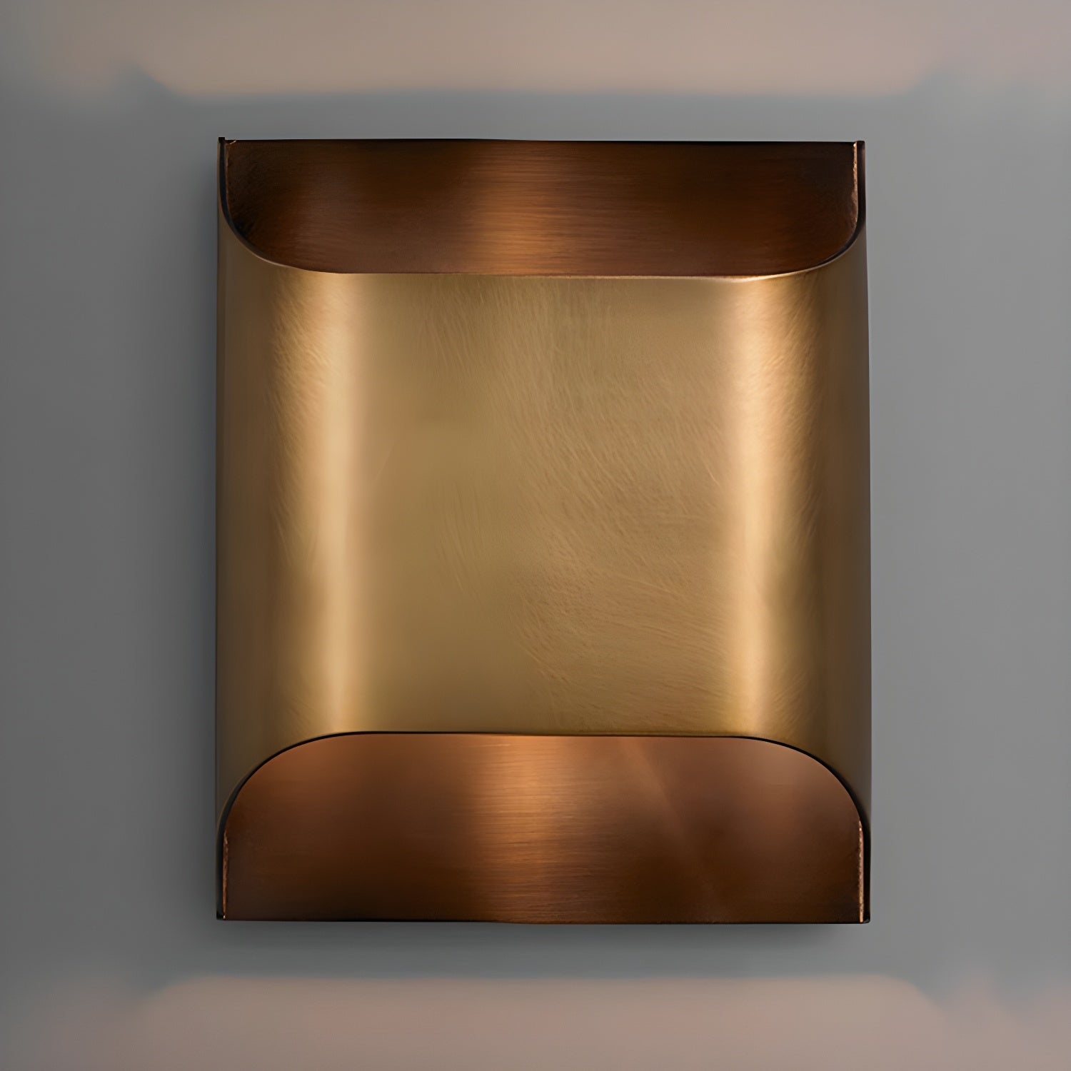 Messing Wandlamp Bolvorm met E14/G9 Fitting – Handgemaakte Retro Wandverlichting met Olielak Afwerking | Sansoti