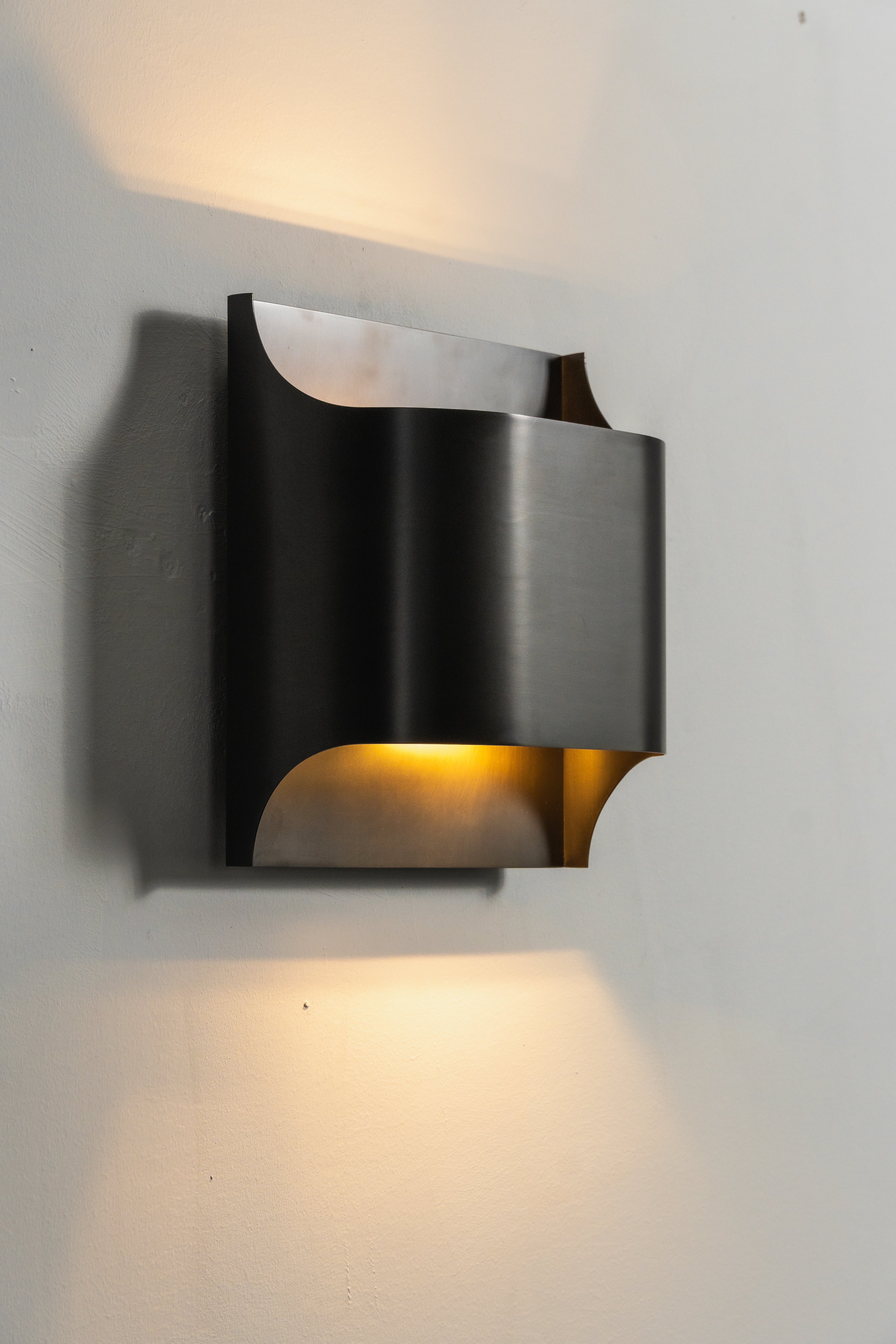 Messing Wandlamp Bolvorm met E14/G9 Fitting – Handgemaakte Retro Wandverlichting met Olielak Afwerking | Sansoti