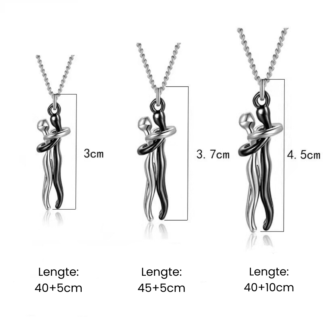 Omarming Ketting – Twee Figuren – Liefde & Verbondenheid – Hypoallergeen Staal | Sansoti