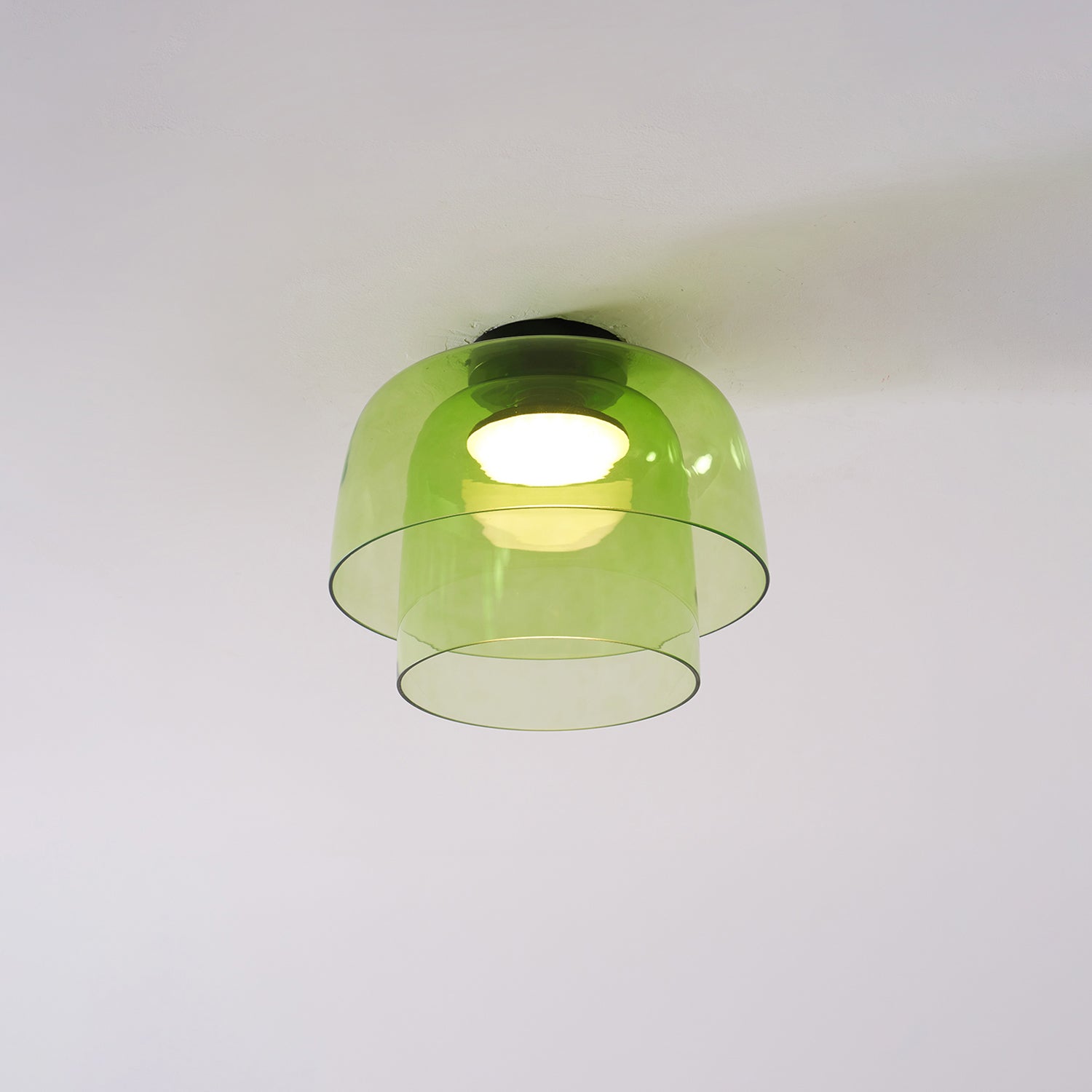Lagen Plafondlamp met Glazen Schijven | Warm Getint Glas | Scandinavische Elegantie | Subtiel Gelaagd Licht | Moderne Plafondverlichting | Dimbare Versie Beschikbaar | Design Plafondlamp | Meerlaags Glasdesign | Natuurlijk Lichtgevoel | Sansoti