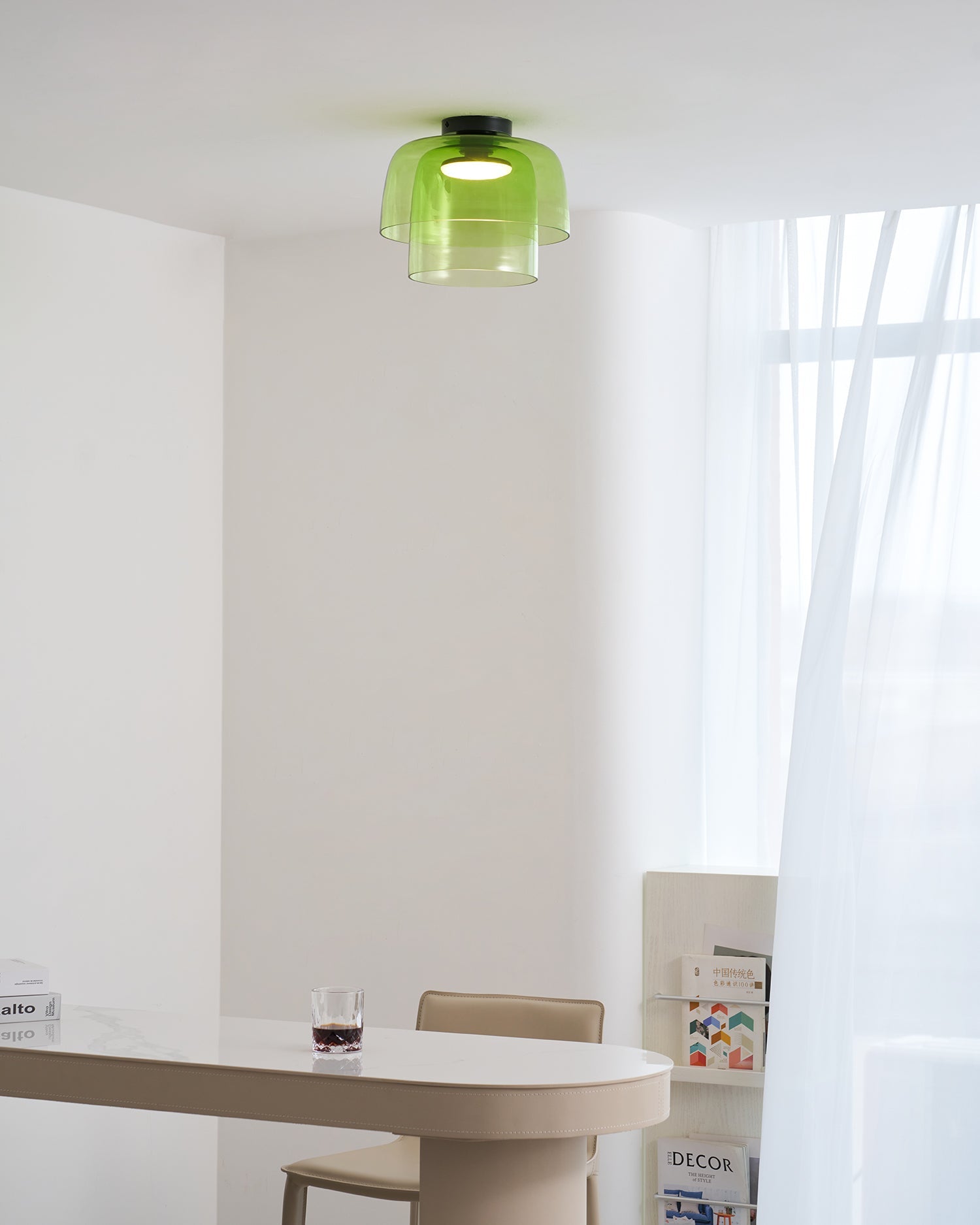 Lagen Plafondlamp met Glazen Schijven | Warm Getint Glas | Scandinavische Elegantie | Subtiel Gelaagd Licht | Moderne Plafondverlichting | Dimbare Versie Beschikbaar | Design Plafondlamp | Meerlaags Glasdesign | Natuurlijk Lichtgevoel | Sansoti