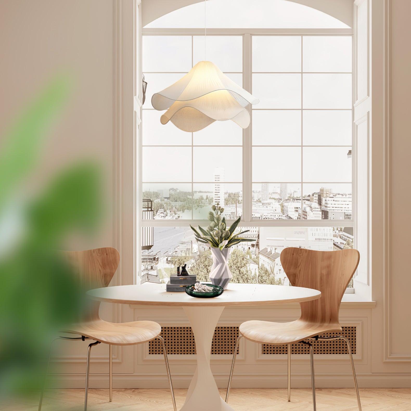 Hanglamp Gelaagde Plissé Kap — Bloembladachtig Licht Gouden Fitting E26/E27 Dakschuine Montage | Sansoti