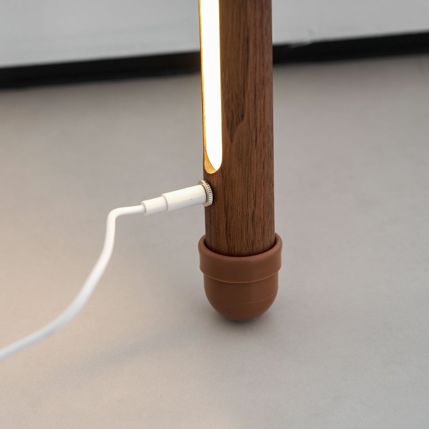 Scandinavische Vloerlamp Hout & Acryl met Geïntegreerde LED Staaflamp 135cm | Sansoti