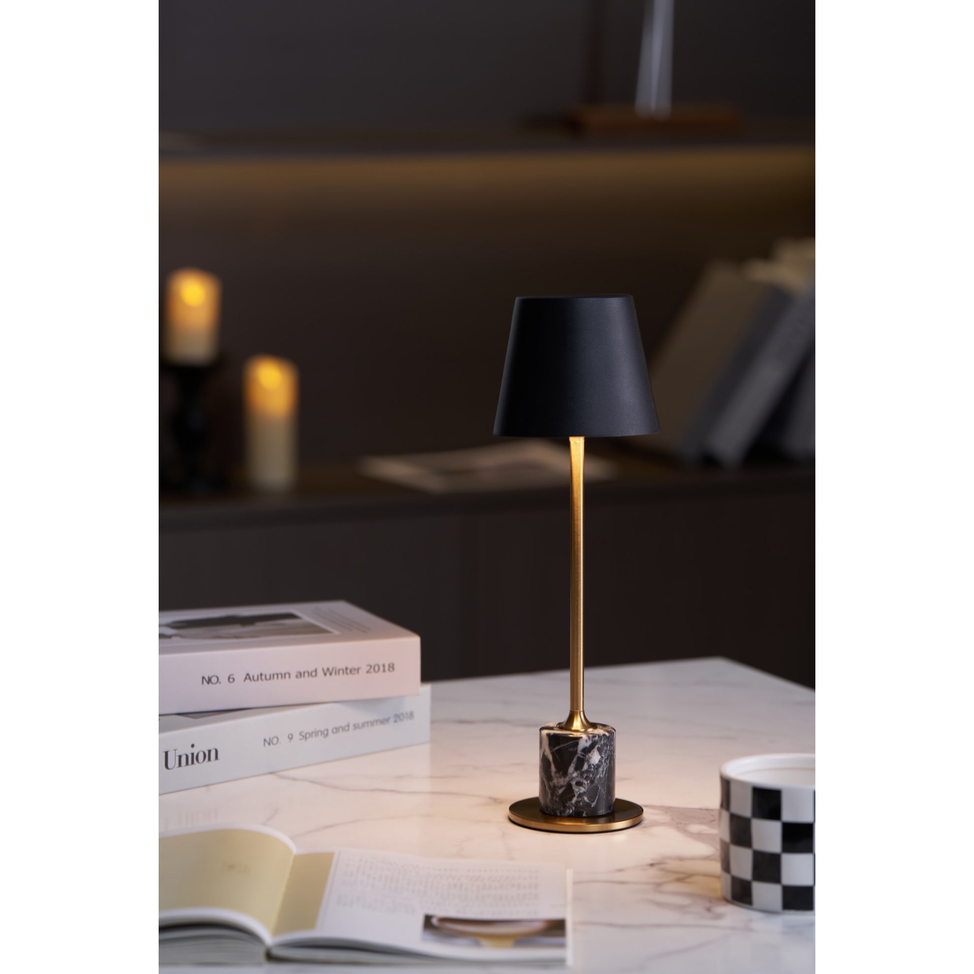 Draagbare Mini Tafellamp op Batterij met Marmeren Voet Ø10cm | Sansoti