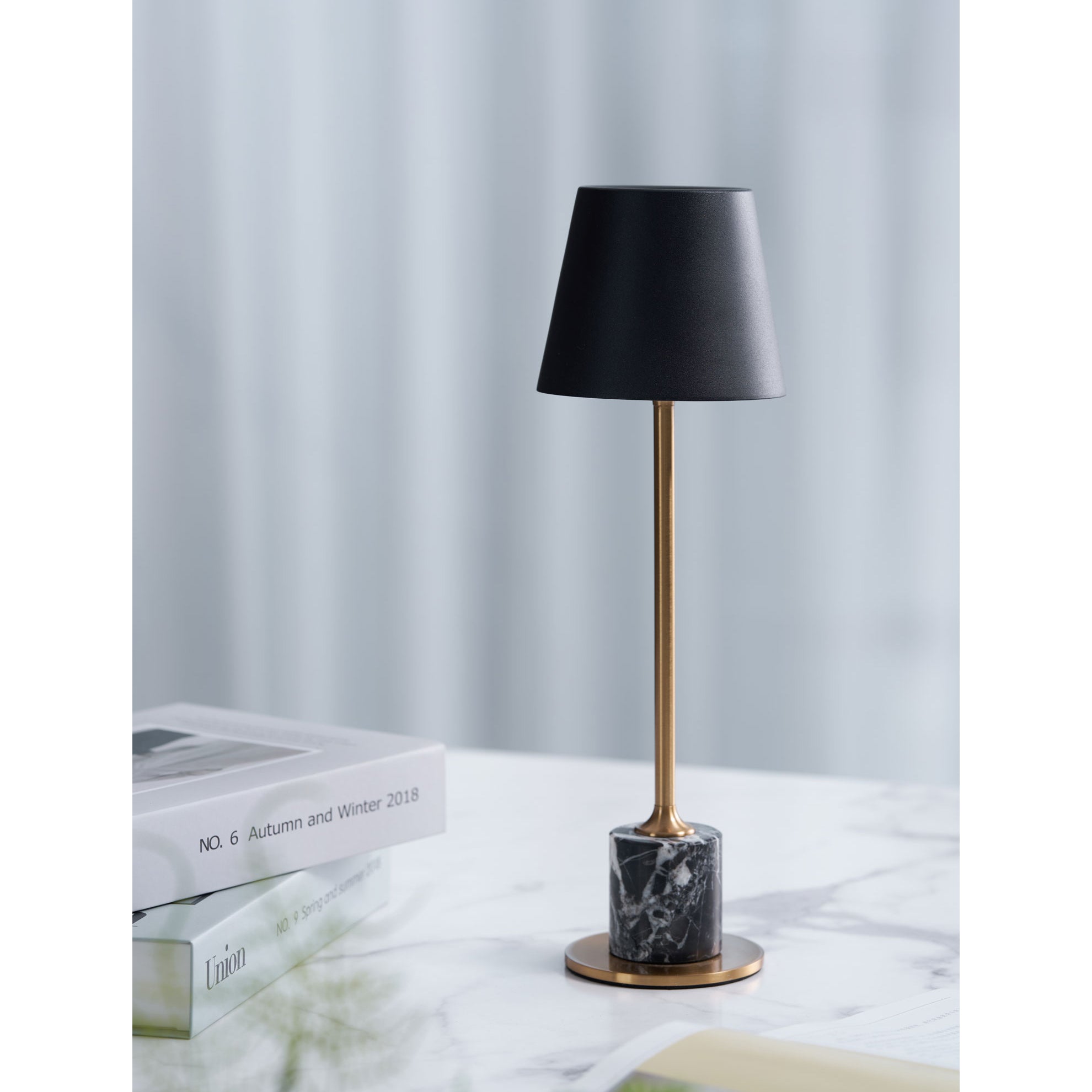 Draagbare Mini Tafellamp op Batterij met Marmeren Voet Ø10cm | Sansoti