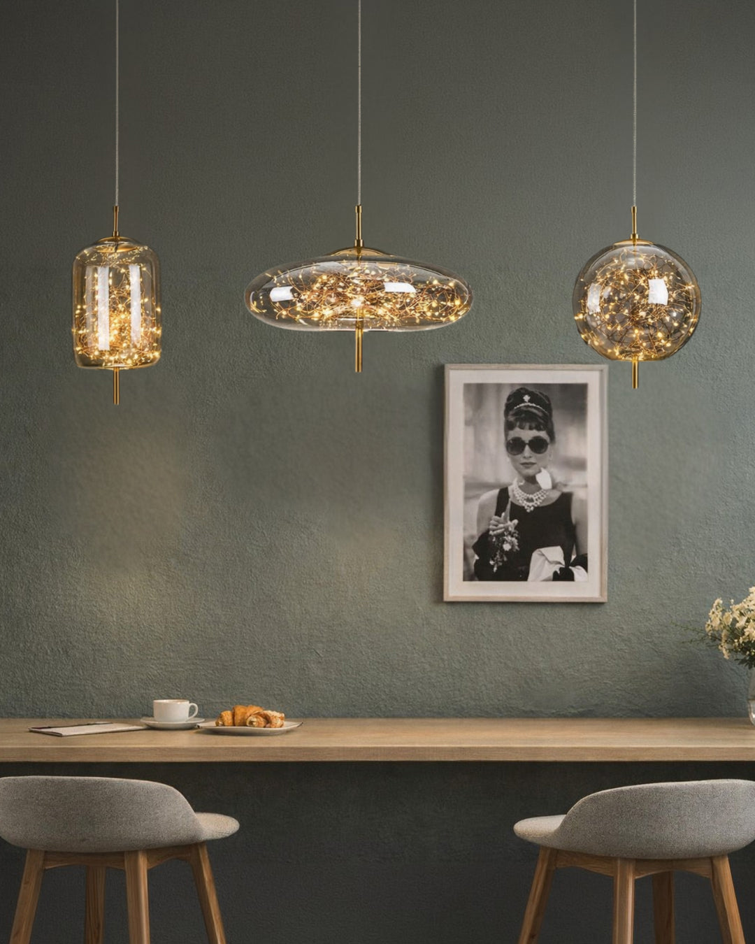 Glazen hanglamp LIV met rookachtige afwerking en warm wit licht – scandinavisch design met handafgewerkt glas – 3 maten beschikbaar | Sansoti