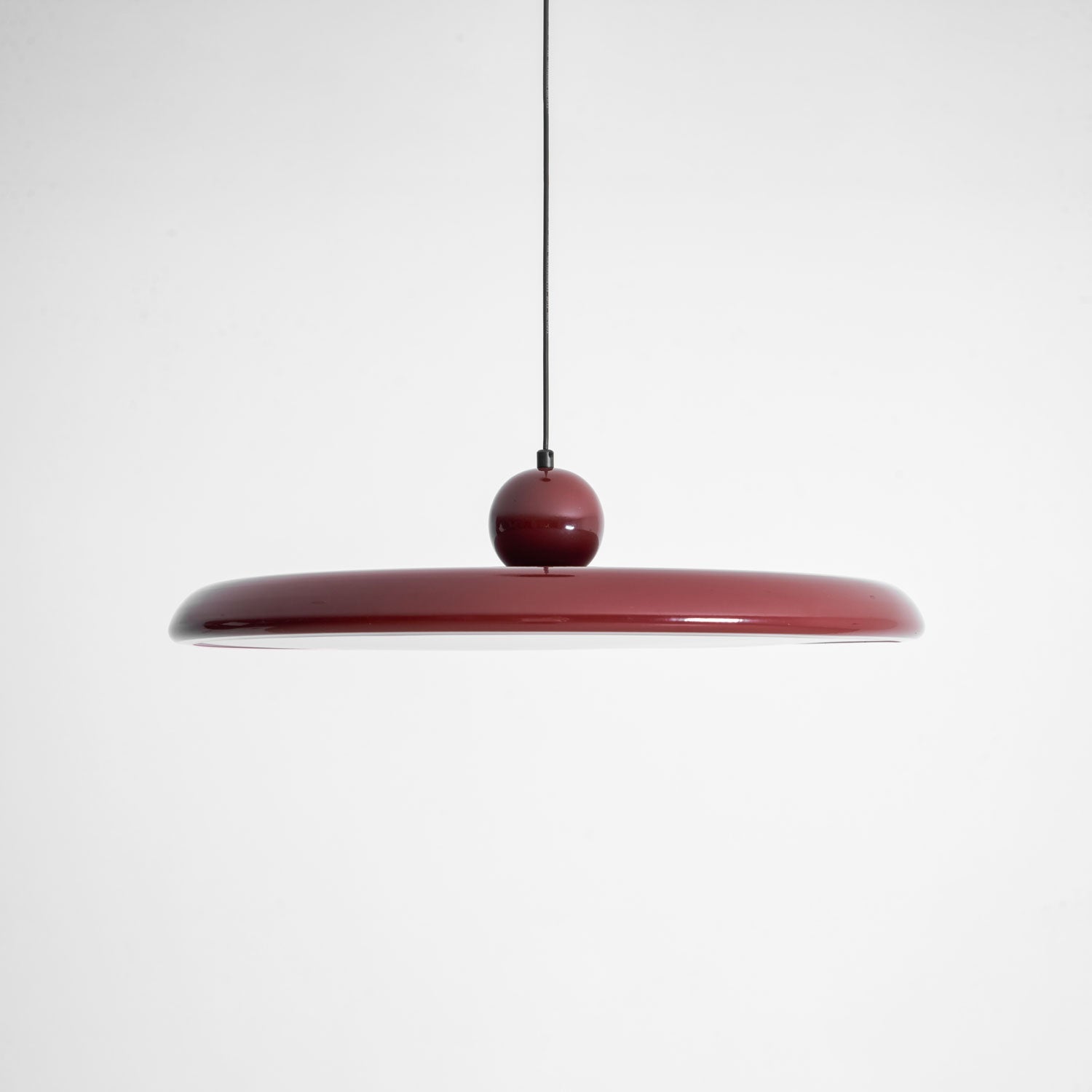 Ronde LED Hanglamp Lola – Minimalistisch Metaal & Acryl Disk Design – Dimbaar – Ø30/40/50cm – 3 Kleurtemperaturen – 150cm Verstelbare Kabel | Sansoti