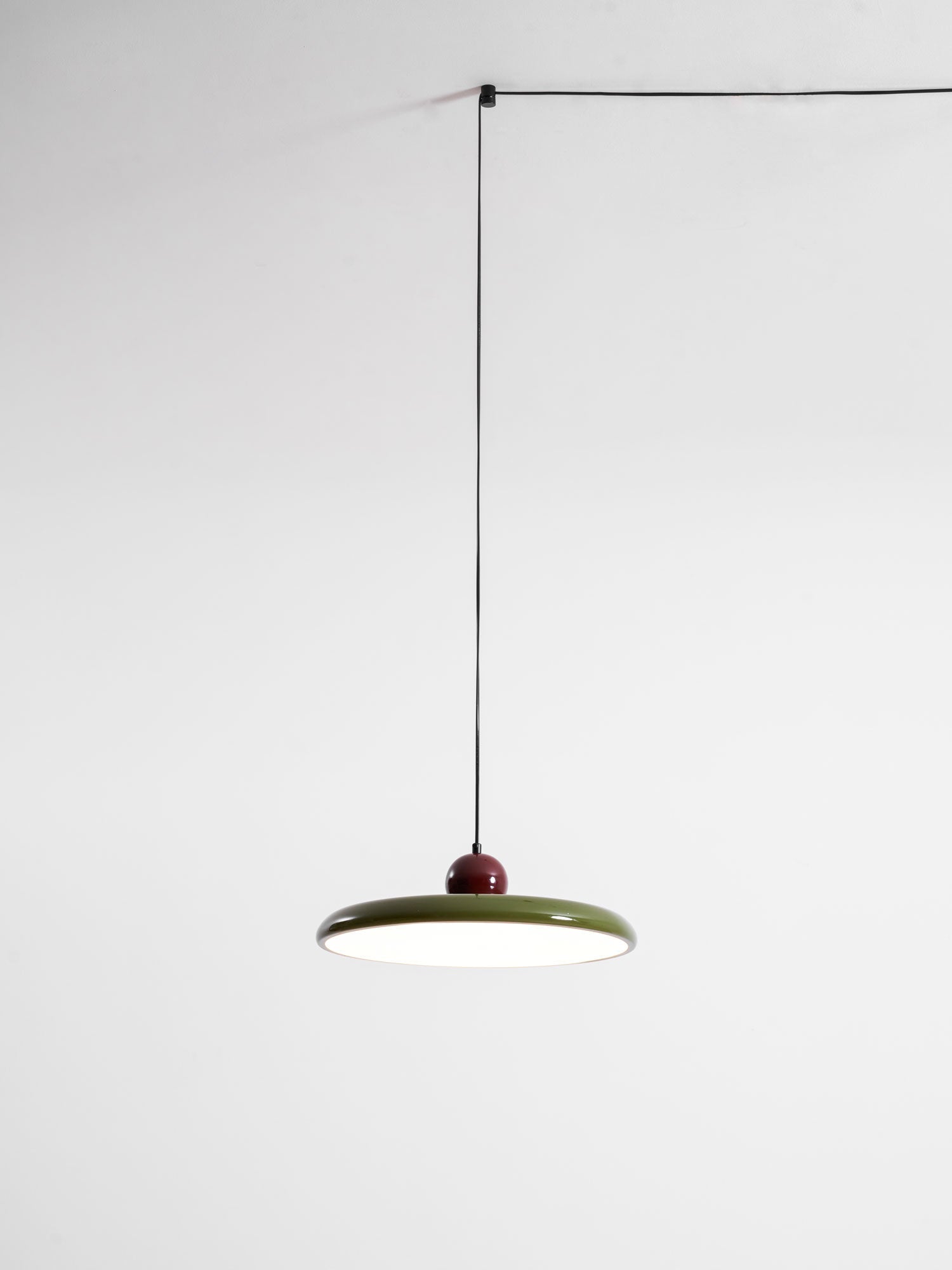 Hangende Plafondlamp Rond Stralend Disc Design Dimbaar 3 Kleuren 450cm Kabel Scandinavisch Interieur Rood Groen Beige | Sansoti