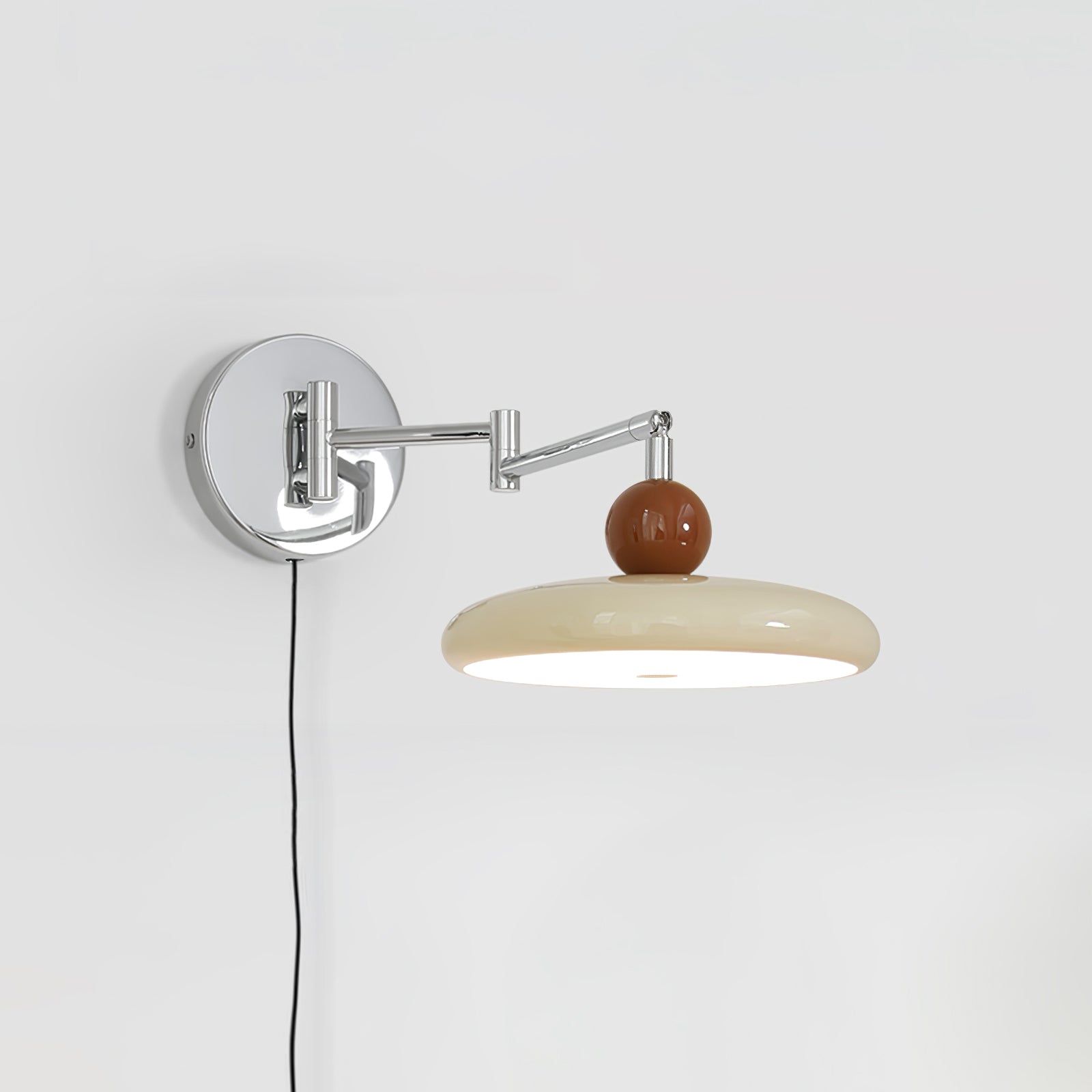 Ronde Plug-in Wandlamp – Scandinavisch Design met Geïntegreerde LED en 3 Kleurtemperaturen | Sansoti