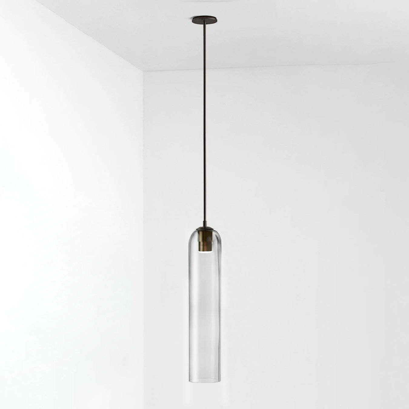 Glazen Hanglamp met Lange Buis – Mondgeblazen Glas Zwart of Goud Finish 10cm Diameter | Sansoti
