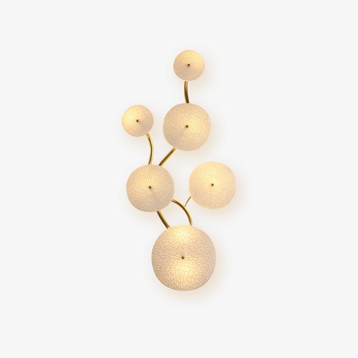 Keramische Lotusbloem Wandlamp met Gouden Armatuur – Cascade Lichteffect voor Stijlvolle Verlichting | Sansoti