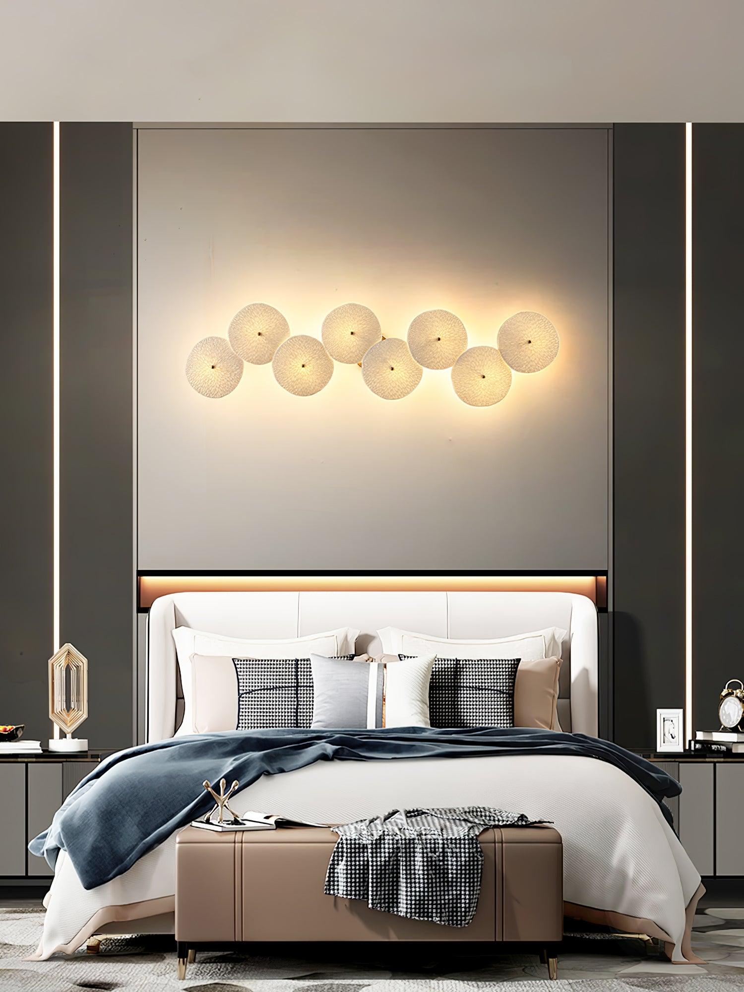 Keramische Lotusbloem Wandlamp met Gouden Armatuur – Cascade Lichteffect voor Stijlvolle Verlichting | Sansoti