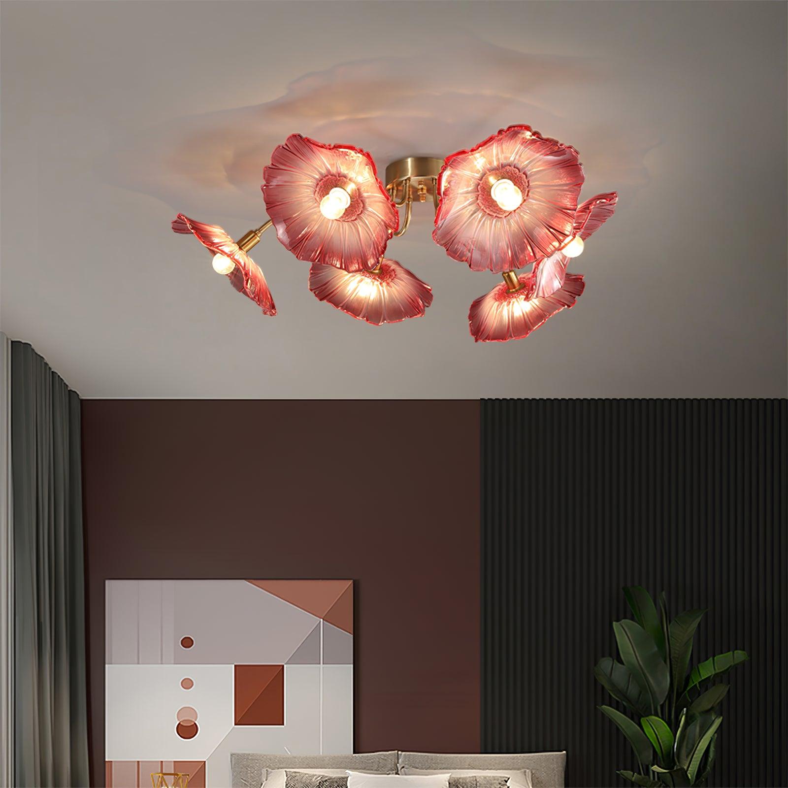 Glazen Plafondlamp met Bladmotief – 3, 5 of 6 Lichtpunten – Gouden Armatuur met Helder of Roze Matglas | Sansoti