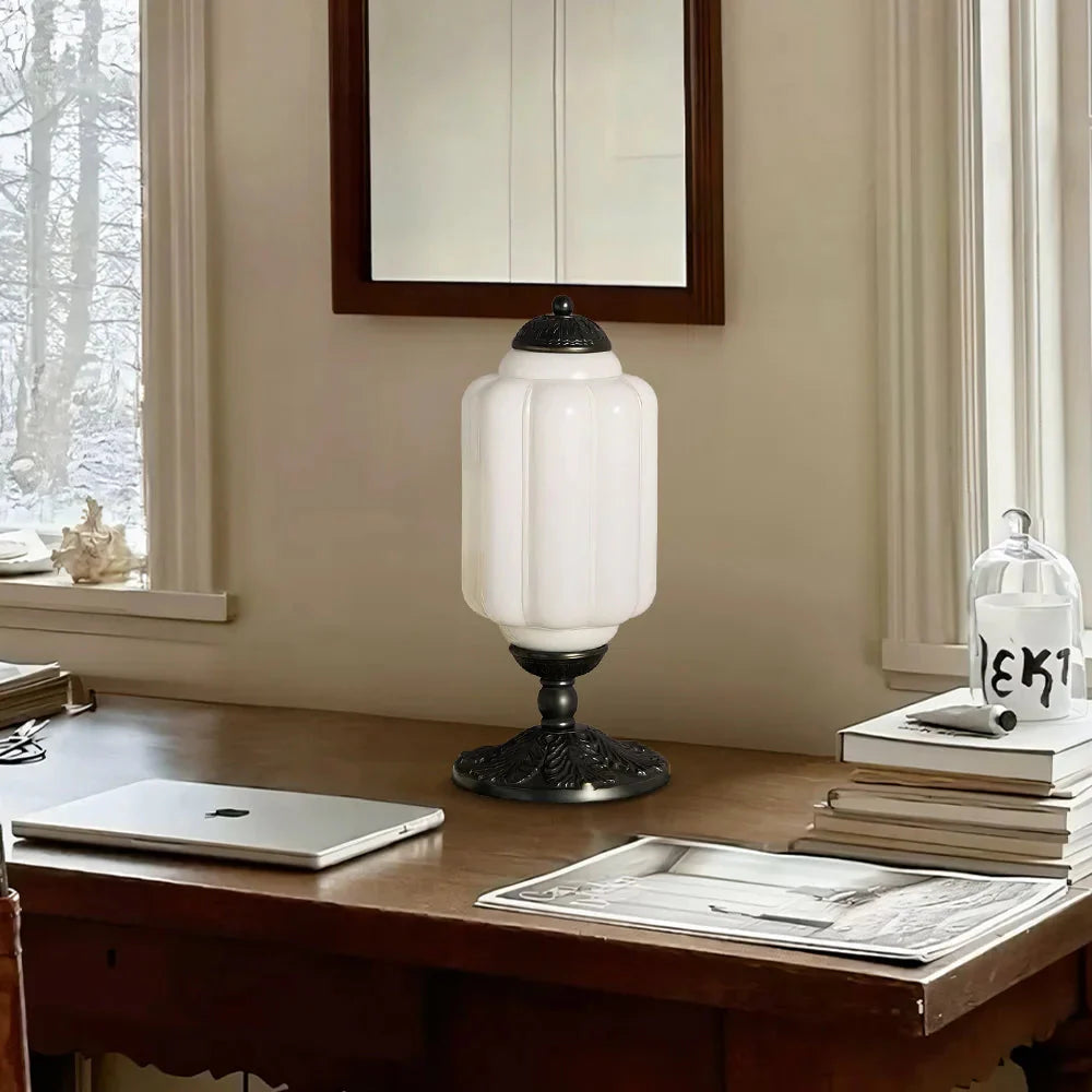 Retro Tafellampen met Getextureerd Crèmekleurig Glas – Franse Vintage Stijl met Messing of Zwart Frame | Sansoti